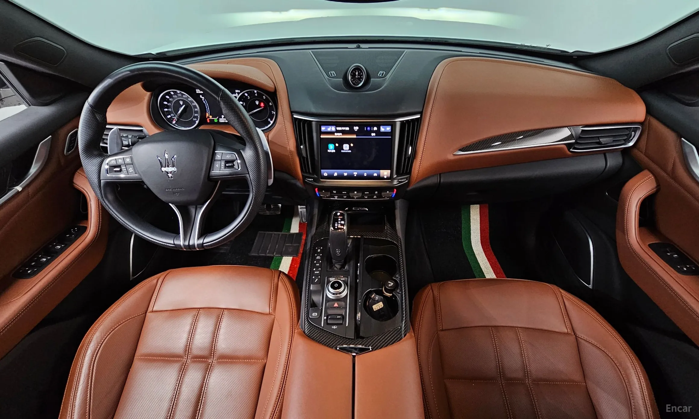 Maserati Levante превью 7