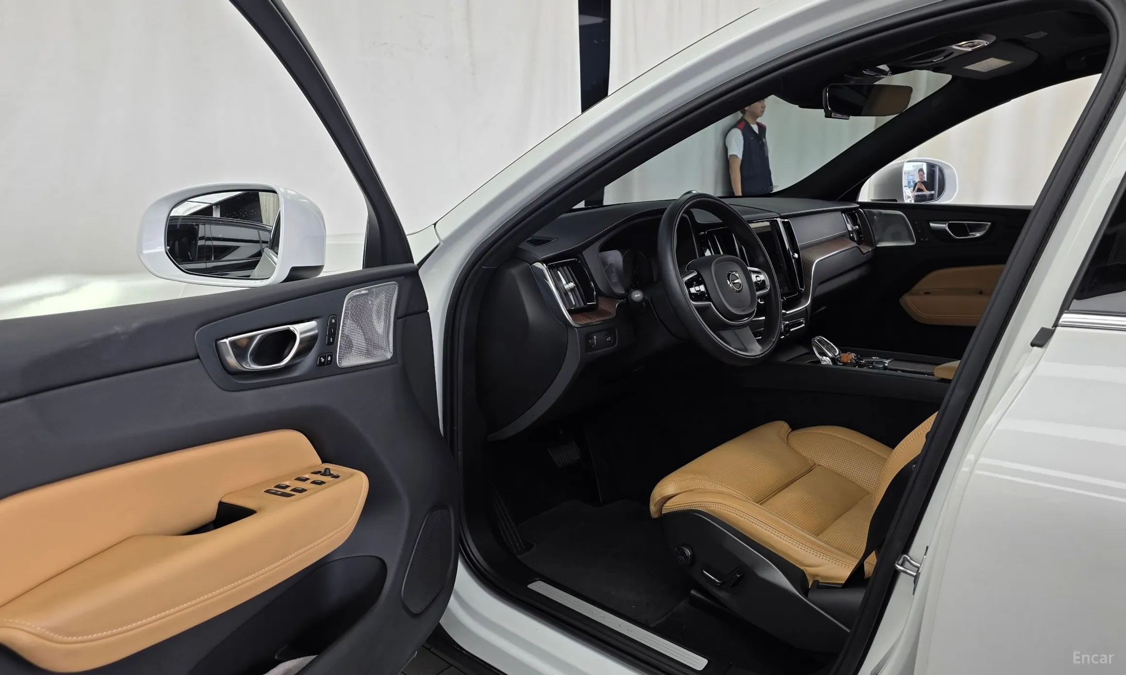 Volvo XC60 Gen 2 превью 10