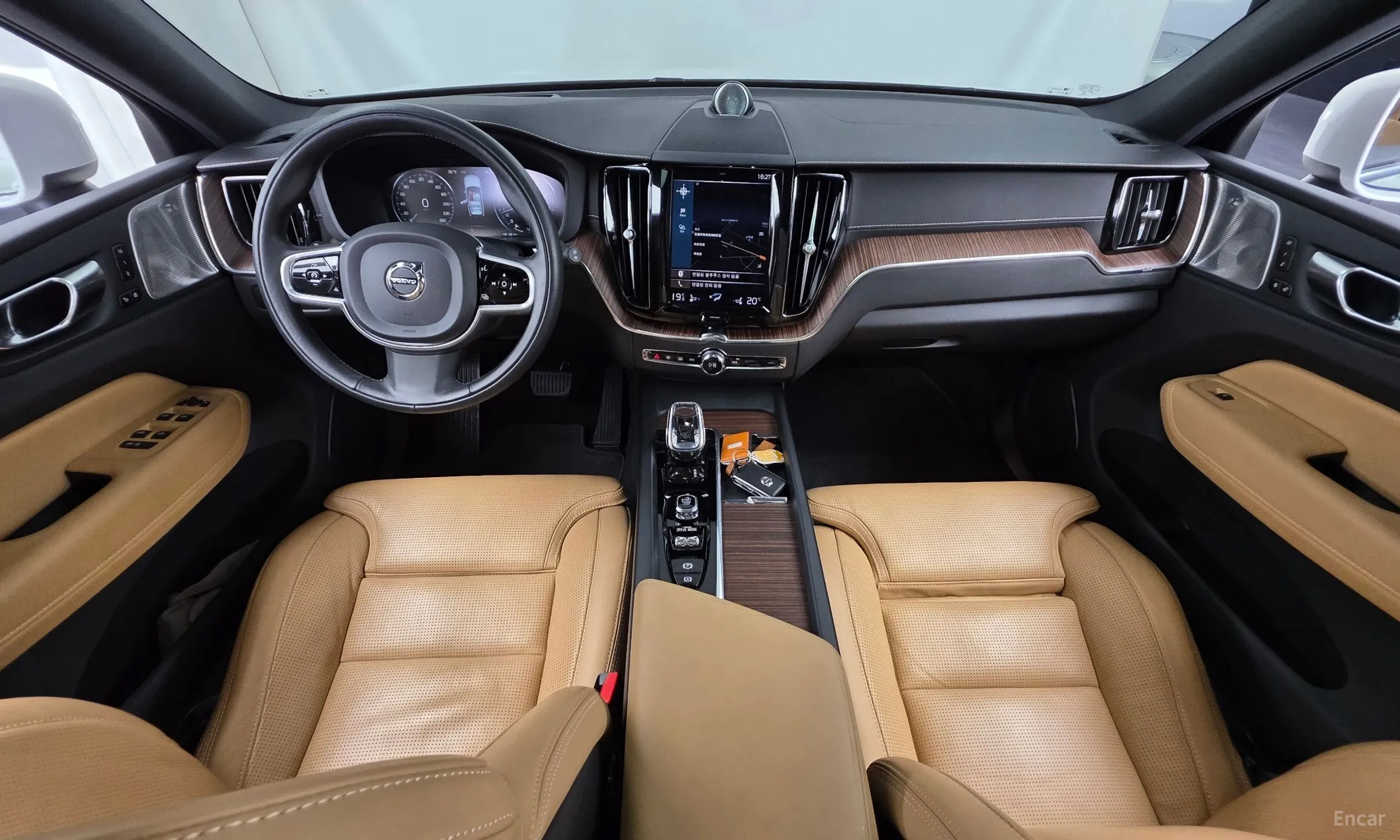 Volvo XC60 Gen 2 превью 7