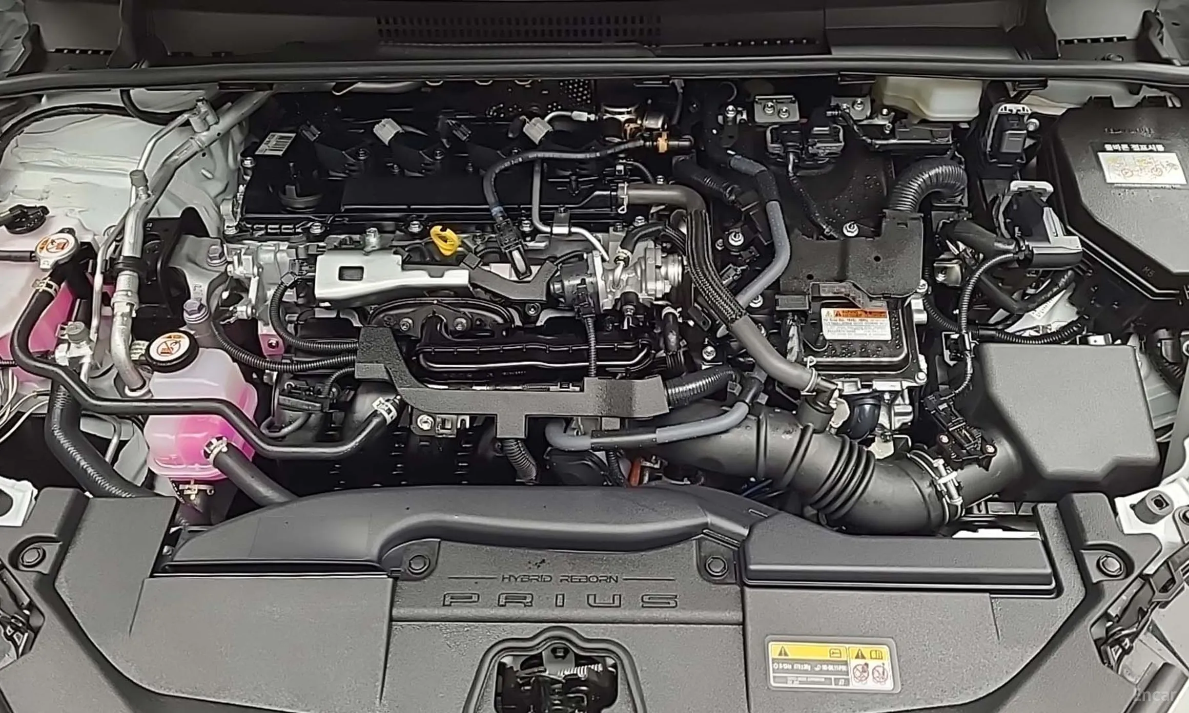 Toyota Prius 5th Generation превью 6