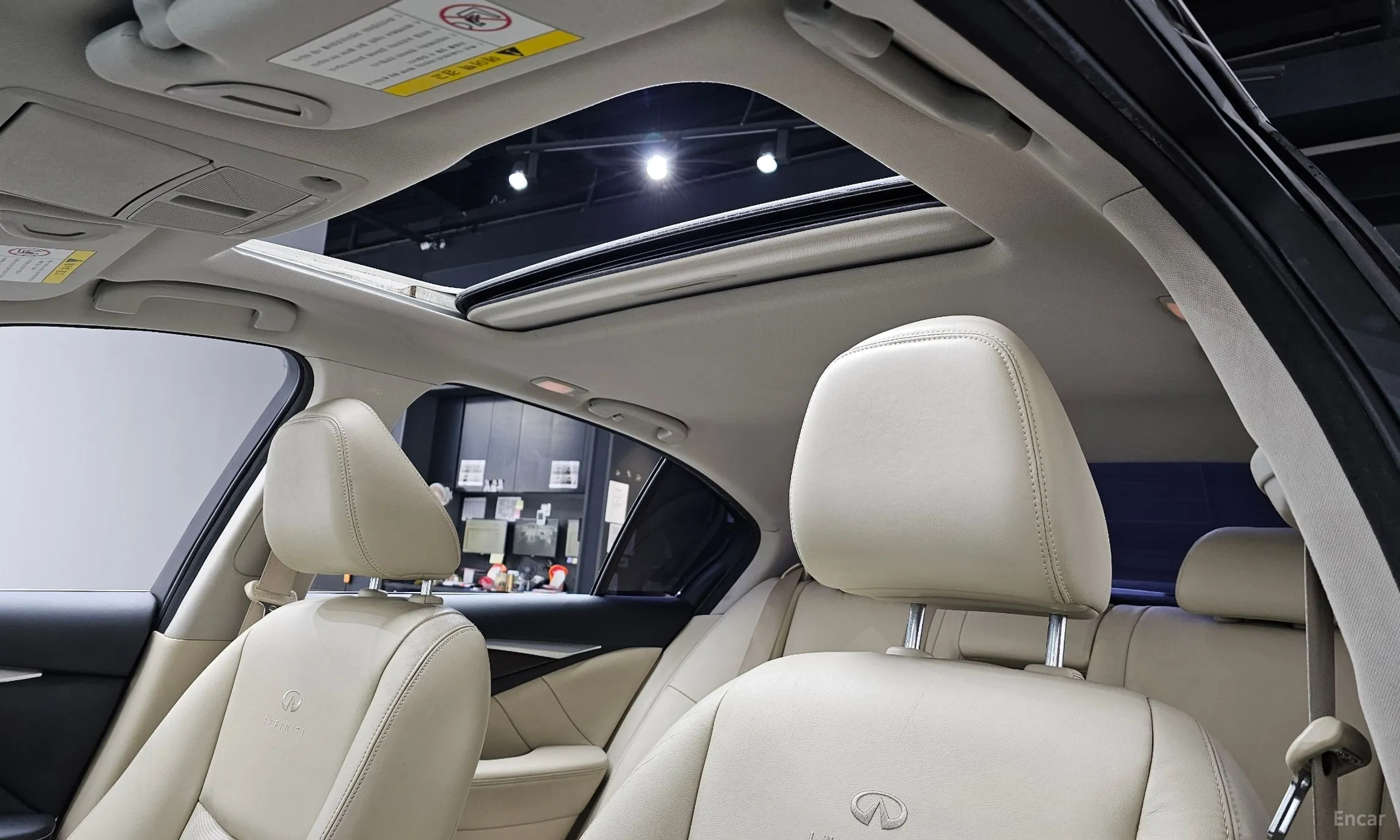 Infiniti Q50 превью 16