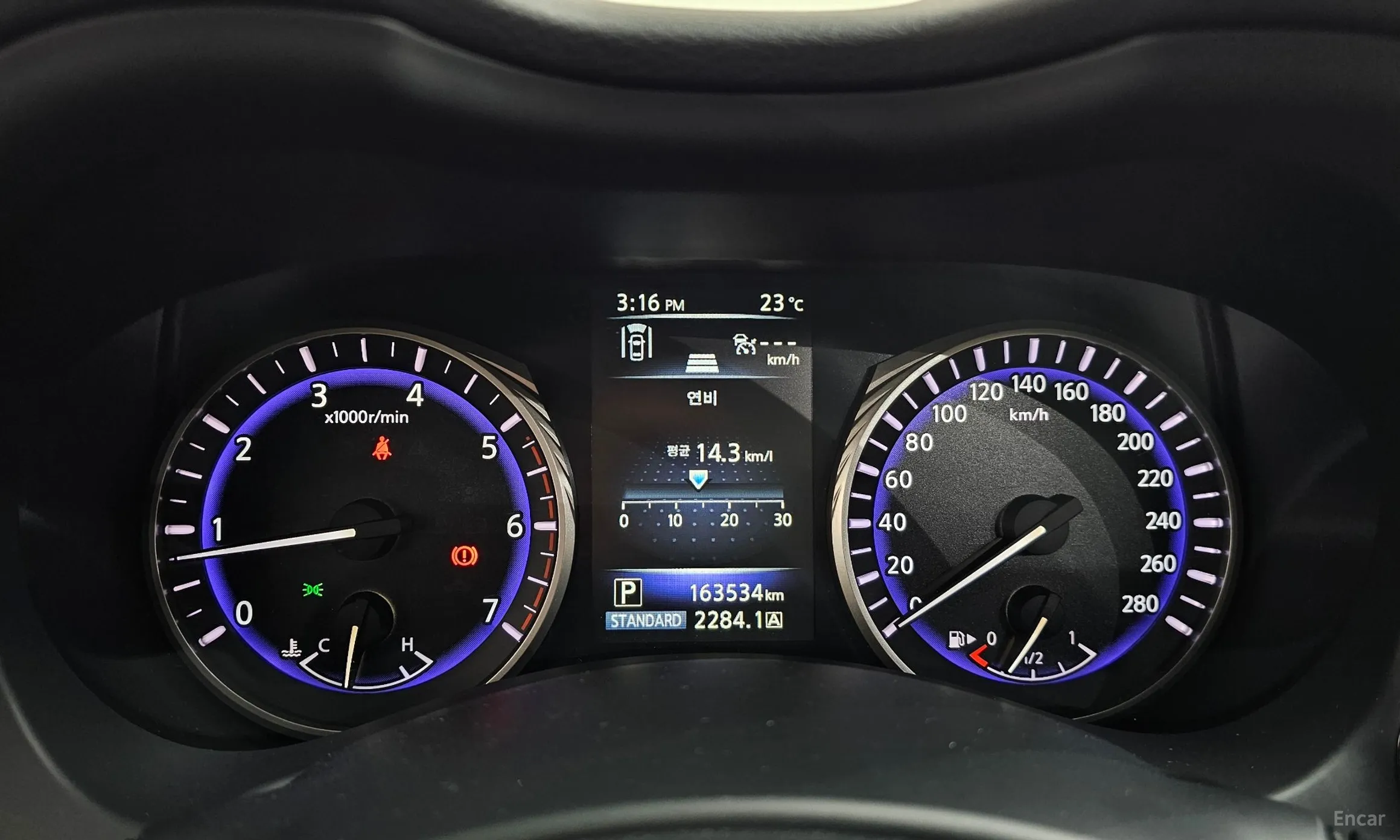Infiniti Q50 превью 8