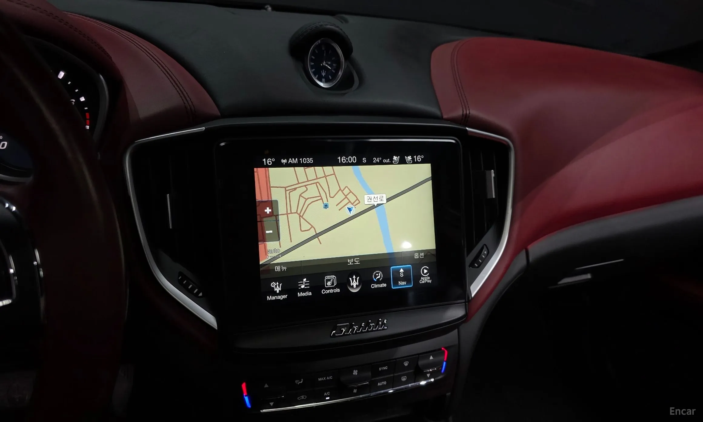 Maserati Ghibli превью 14
