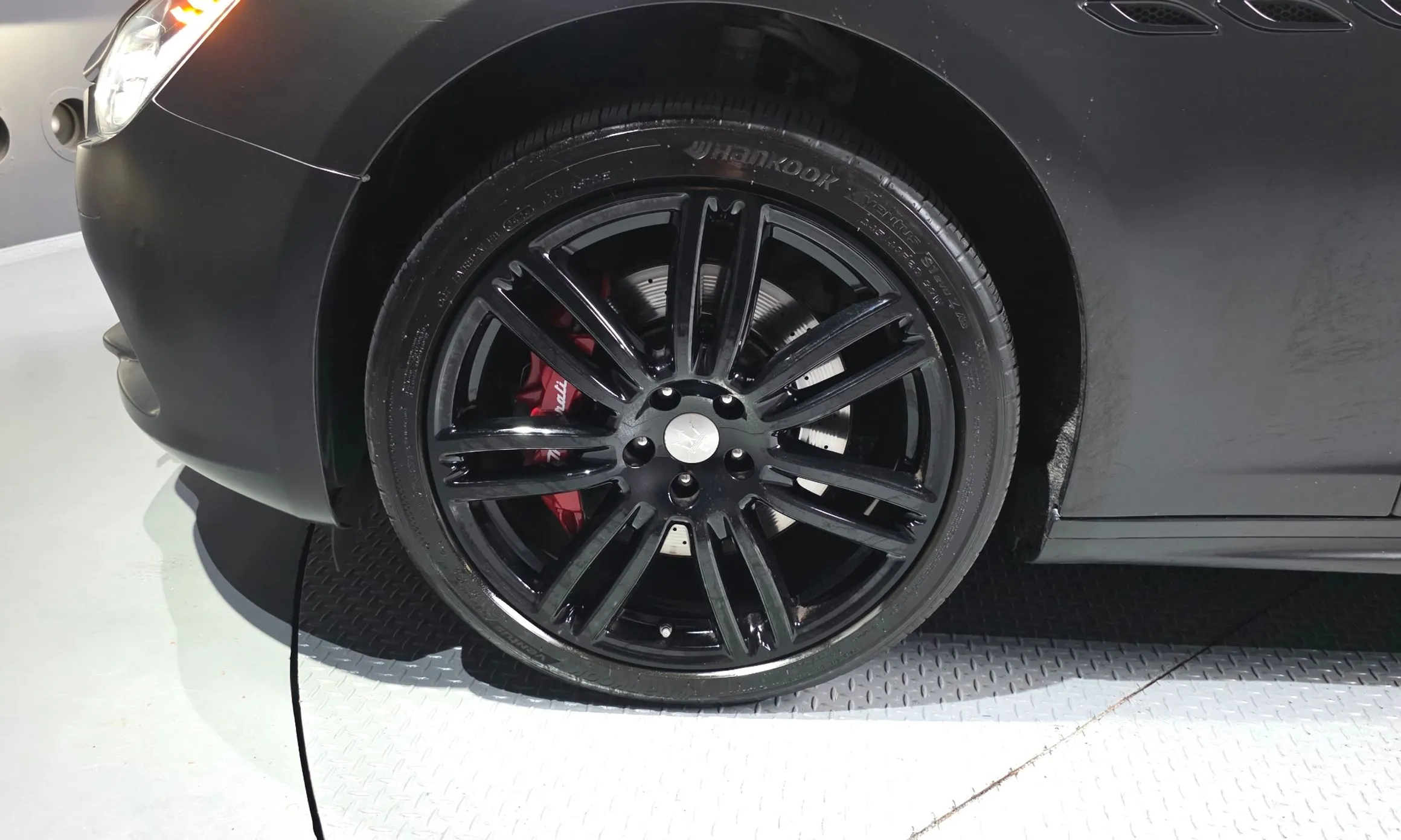 Maserati Ghibli превью 5