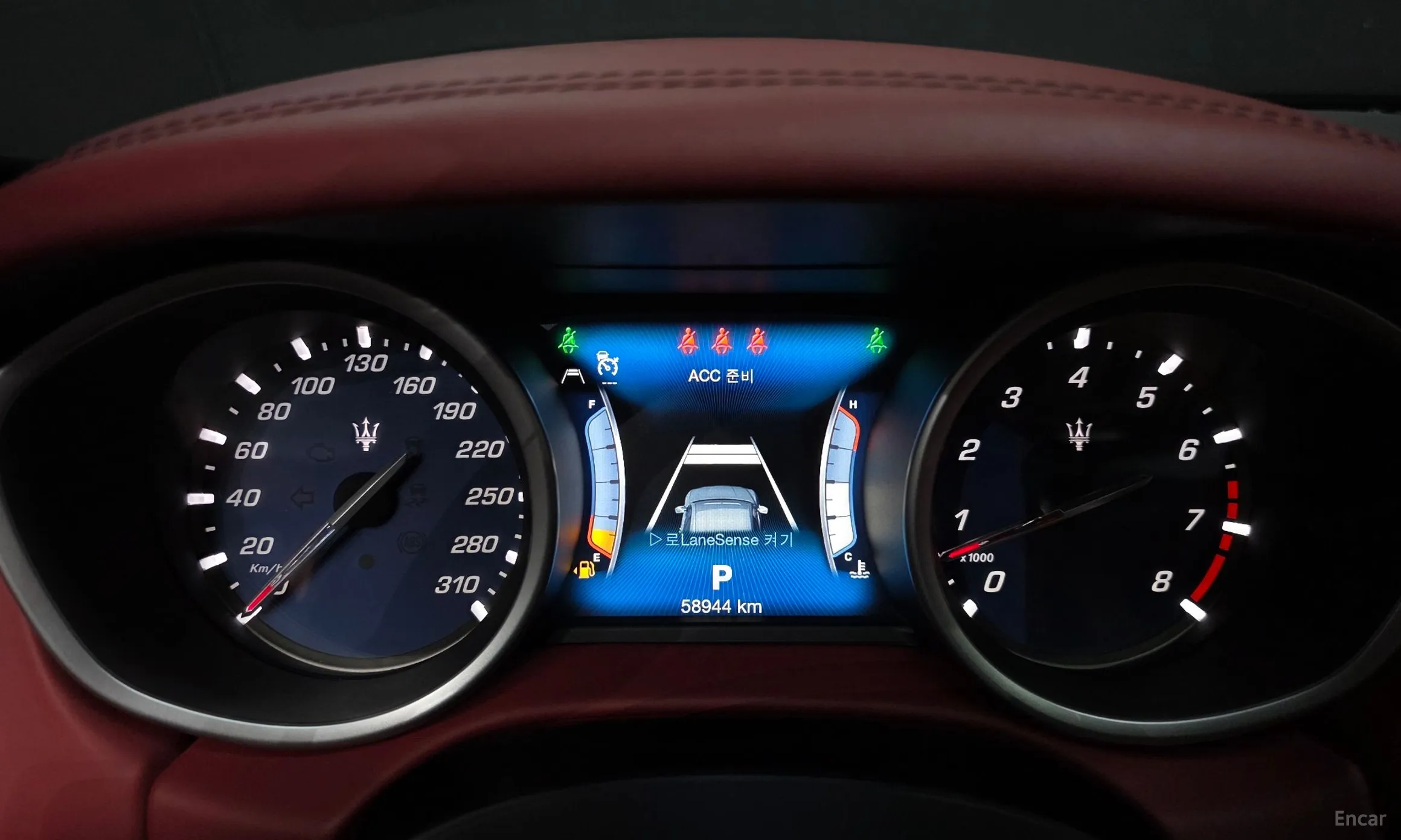 Maserati Ghibli превью 8