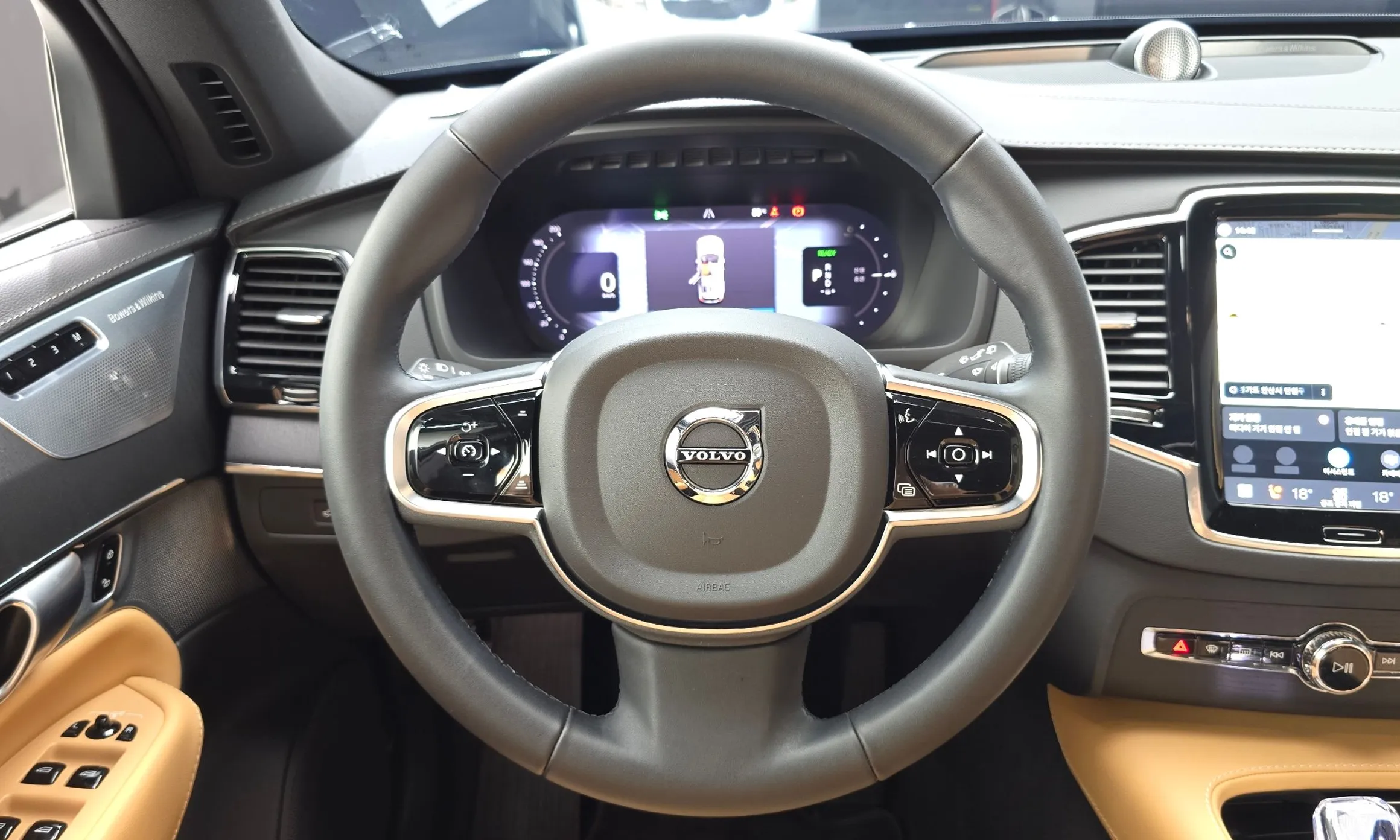 Volvo XC90 Gen 2 превью 15