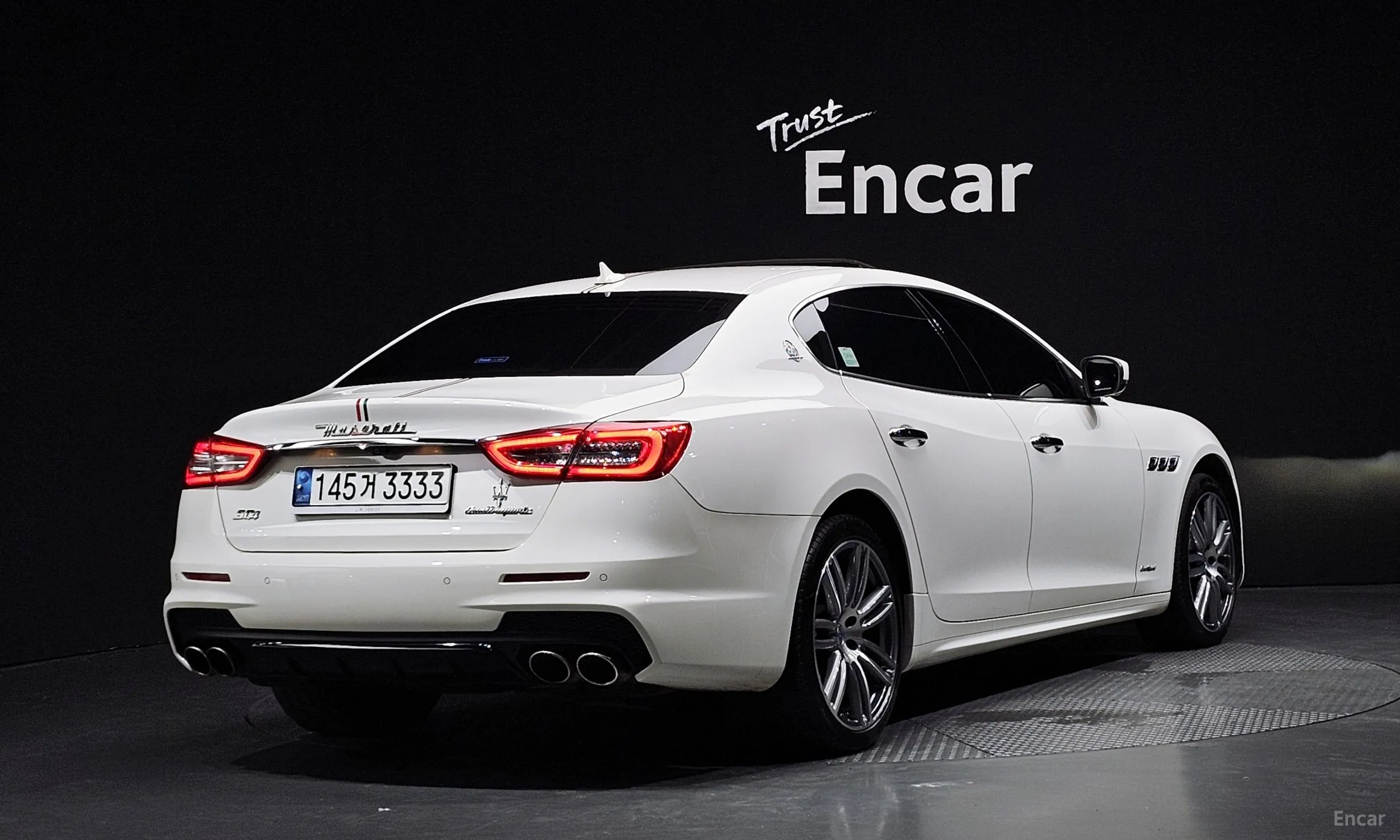 Maserati Quattroporte превью 2