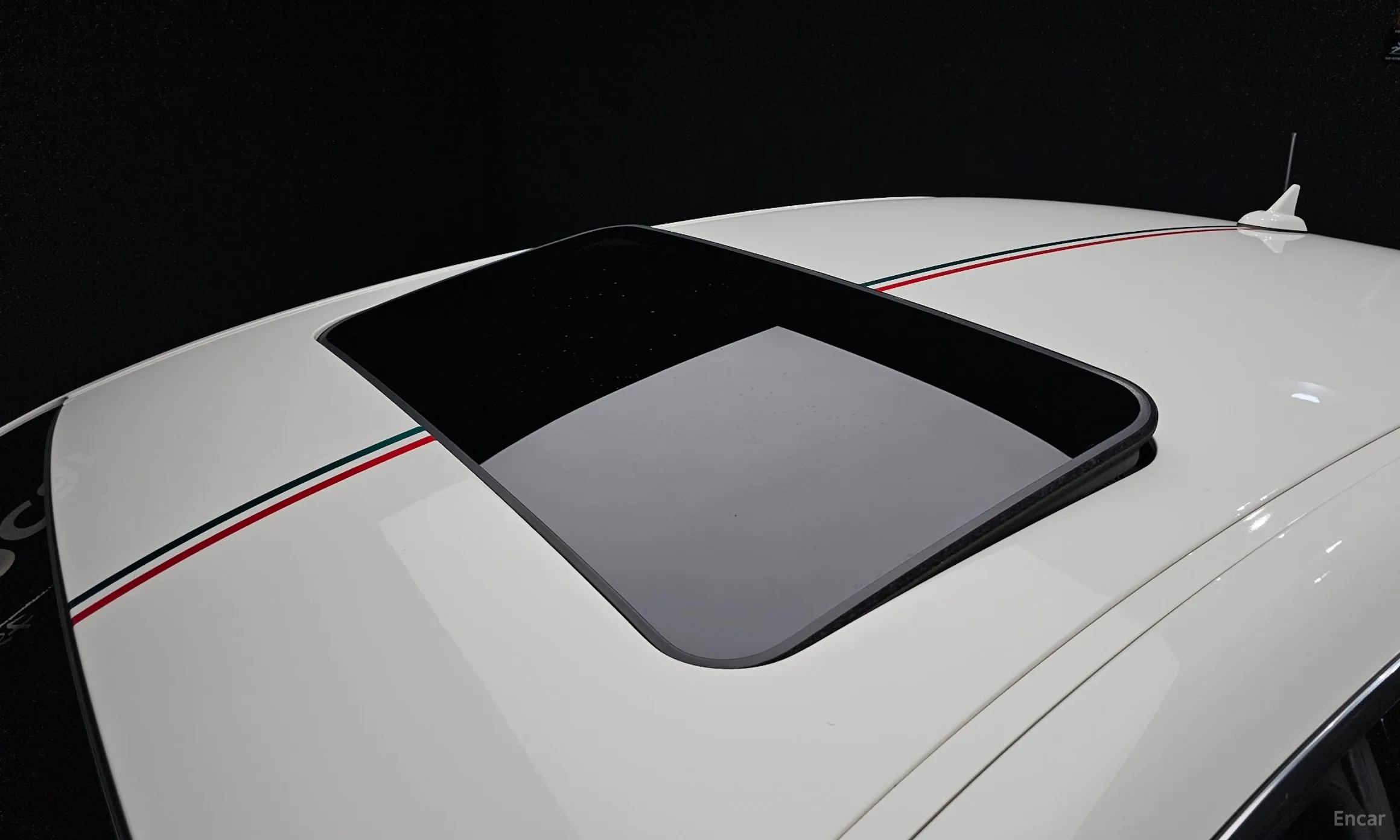 Maserati Quattroporte превью 16