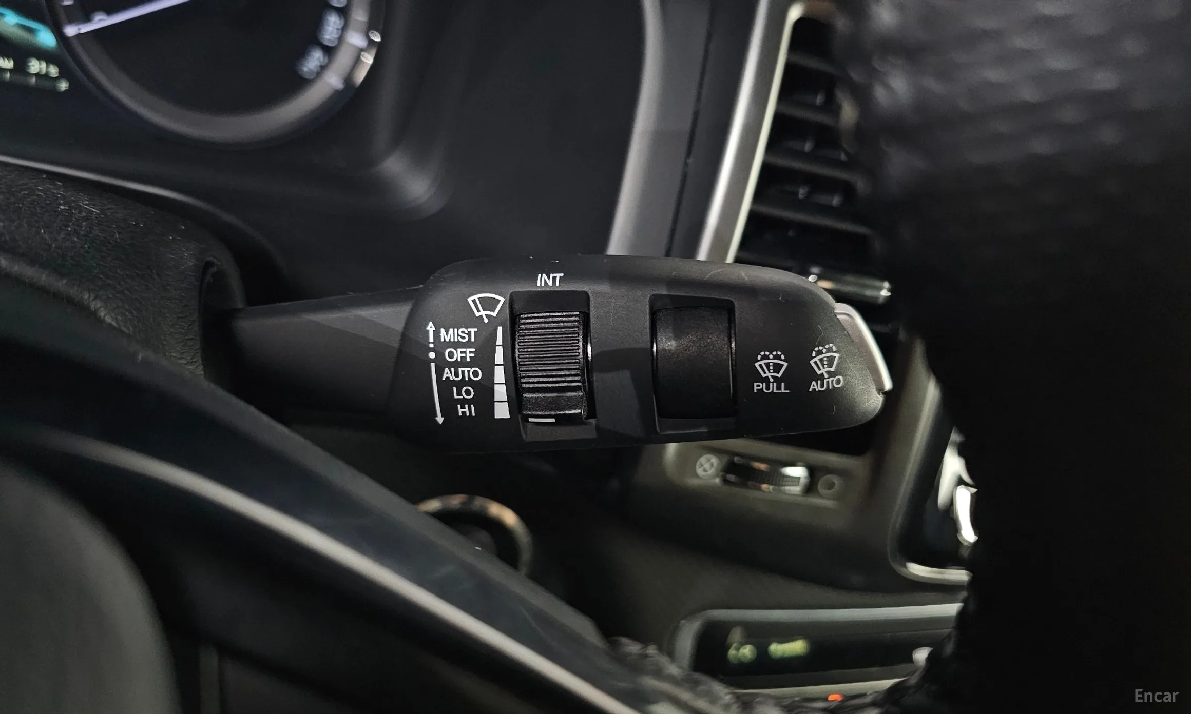 KG Mobility (SsangYong) Rexton Sports превью 14