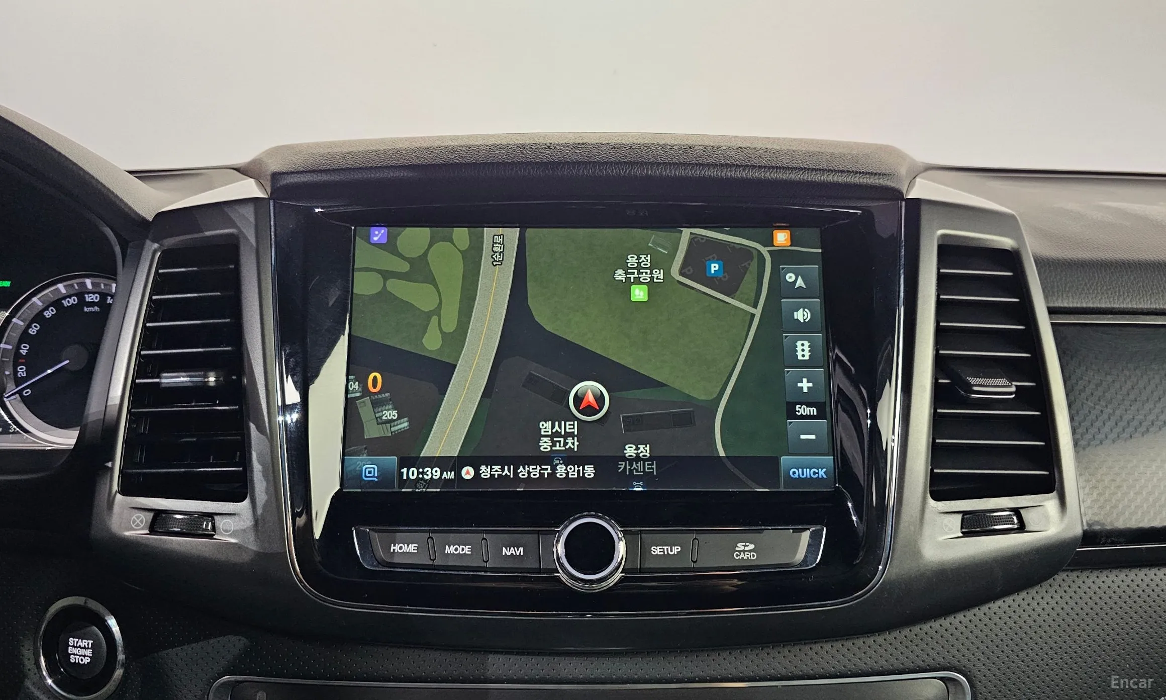 KG Mobility (SsangYong) Rexton Sports превью 15