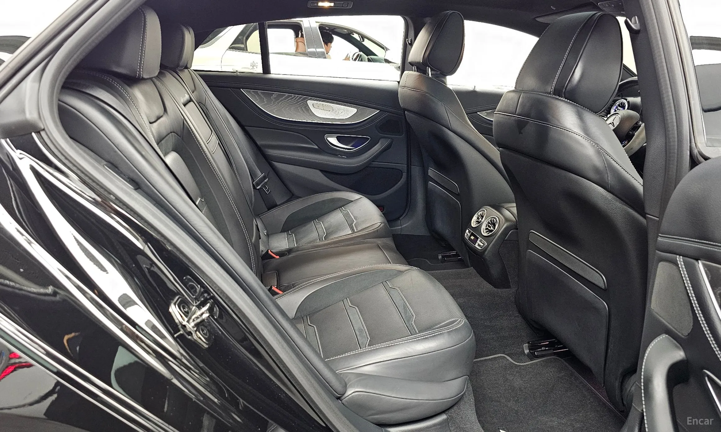 Mercedes Benz AMG GT превью 12