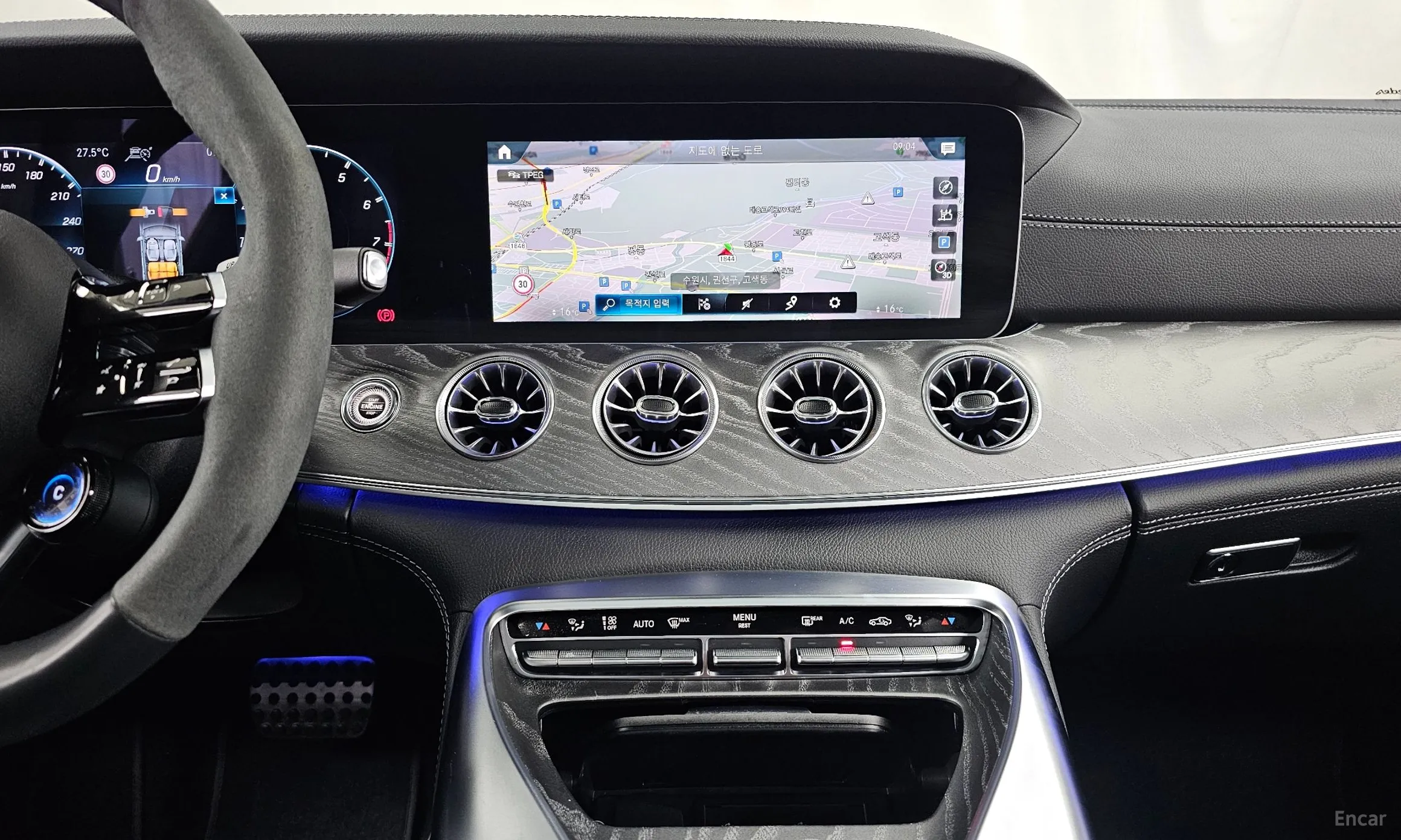 Mercedes Benz AMG GT превью 14