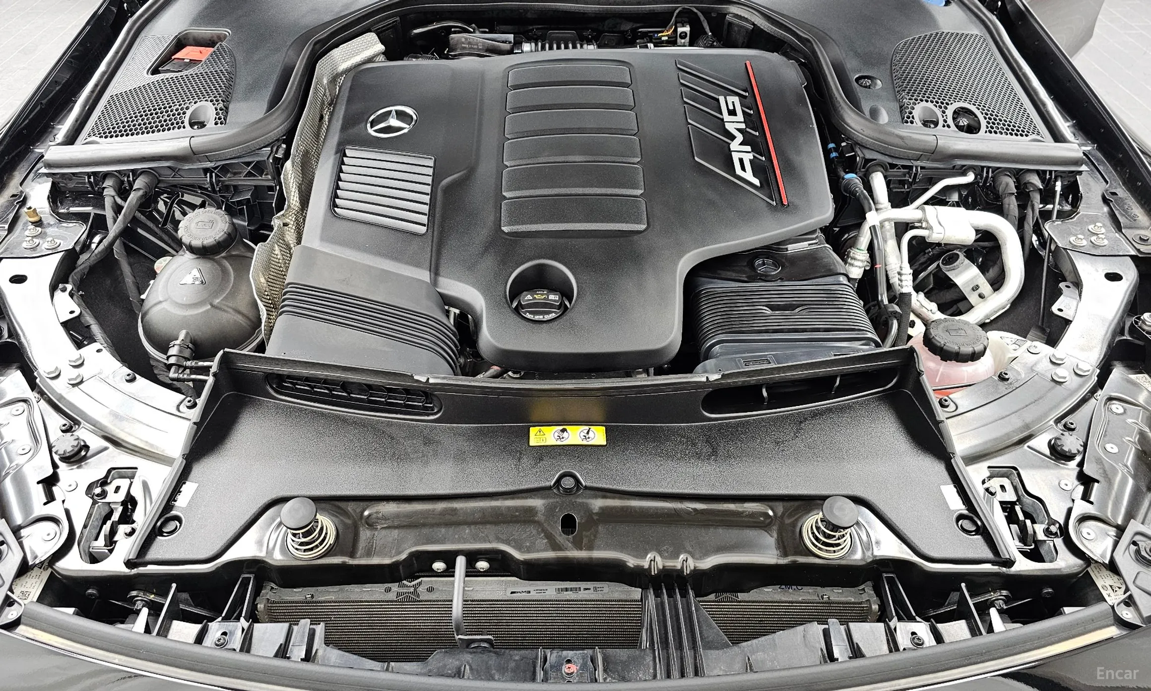Mercedes Benz AMG GT превью 6