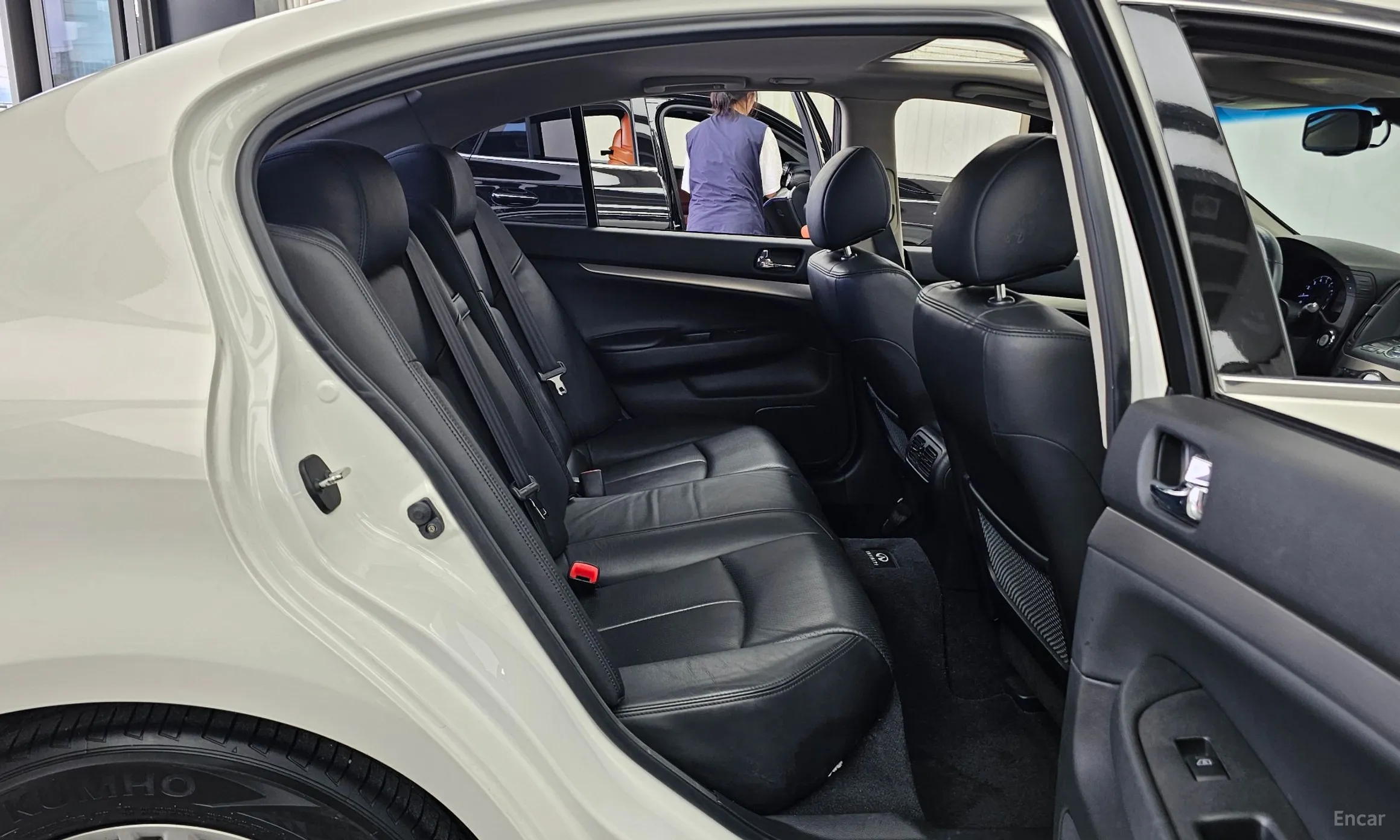 Infiniti G25 превью 11
