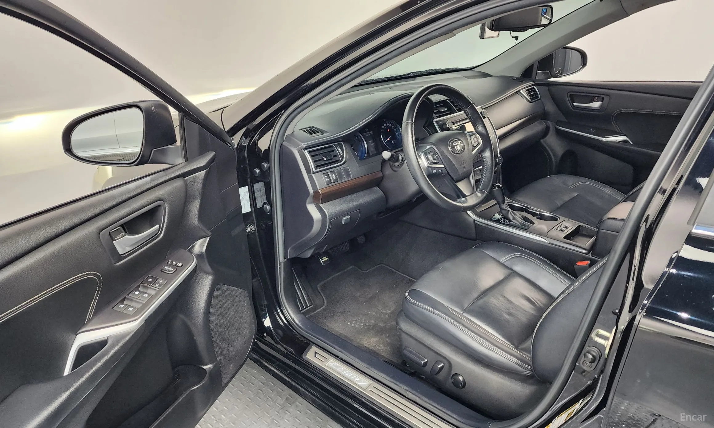 Toyota New Camry превью 10