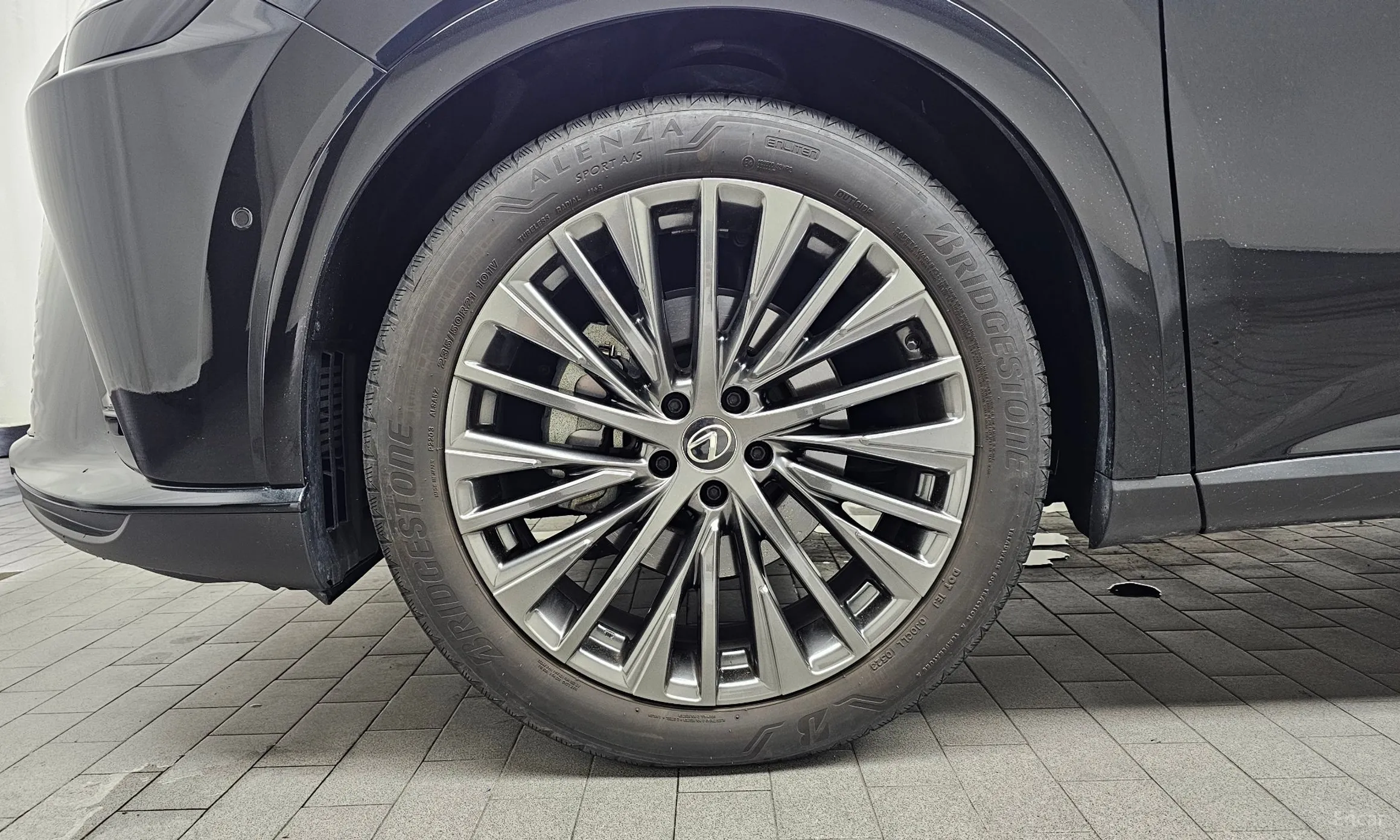 Lexus RX350h 5th Generation превью 5