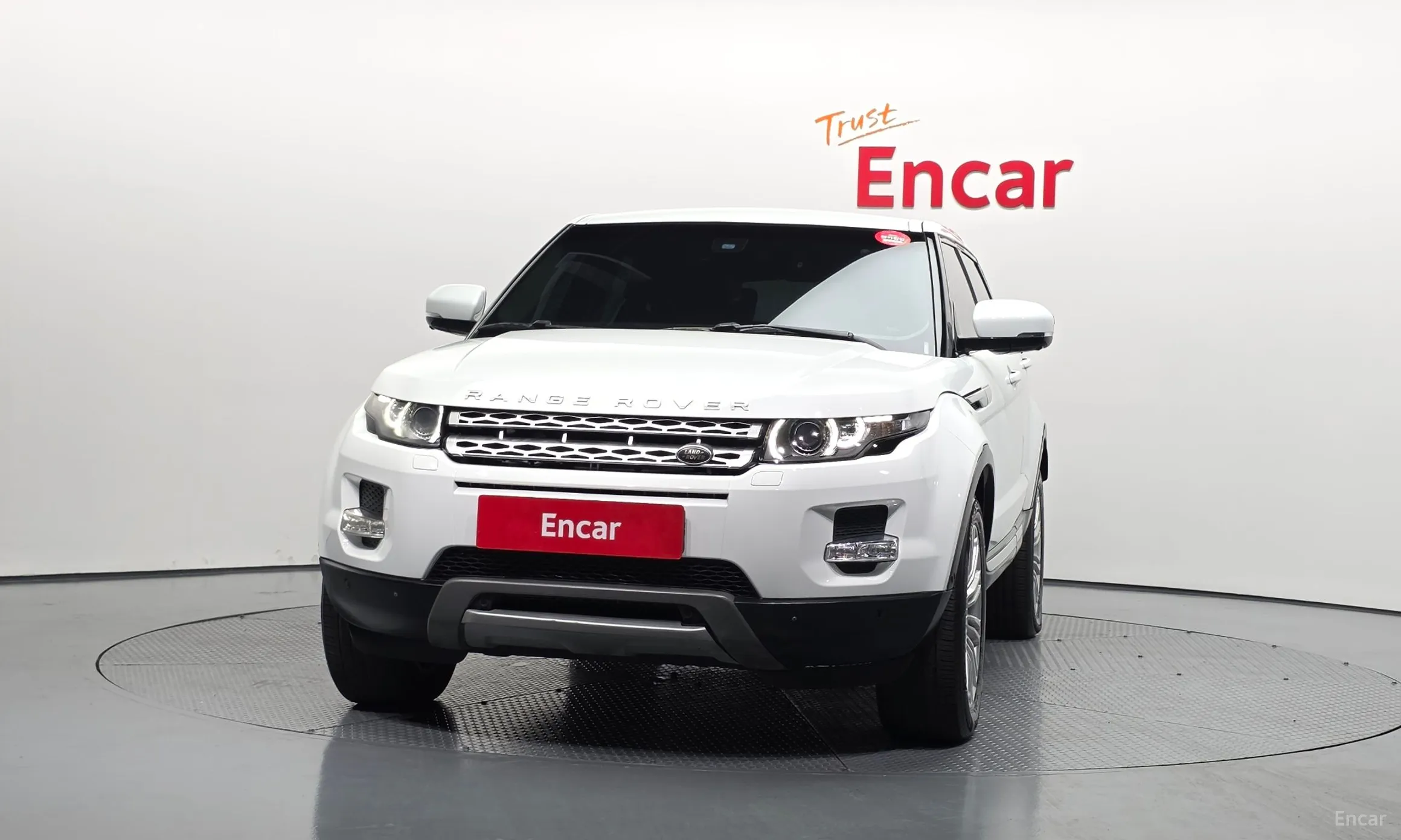 Land Rover Range Rover Evoque превью 3