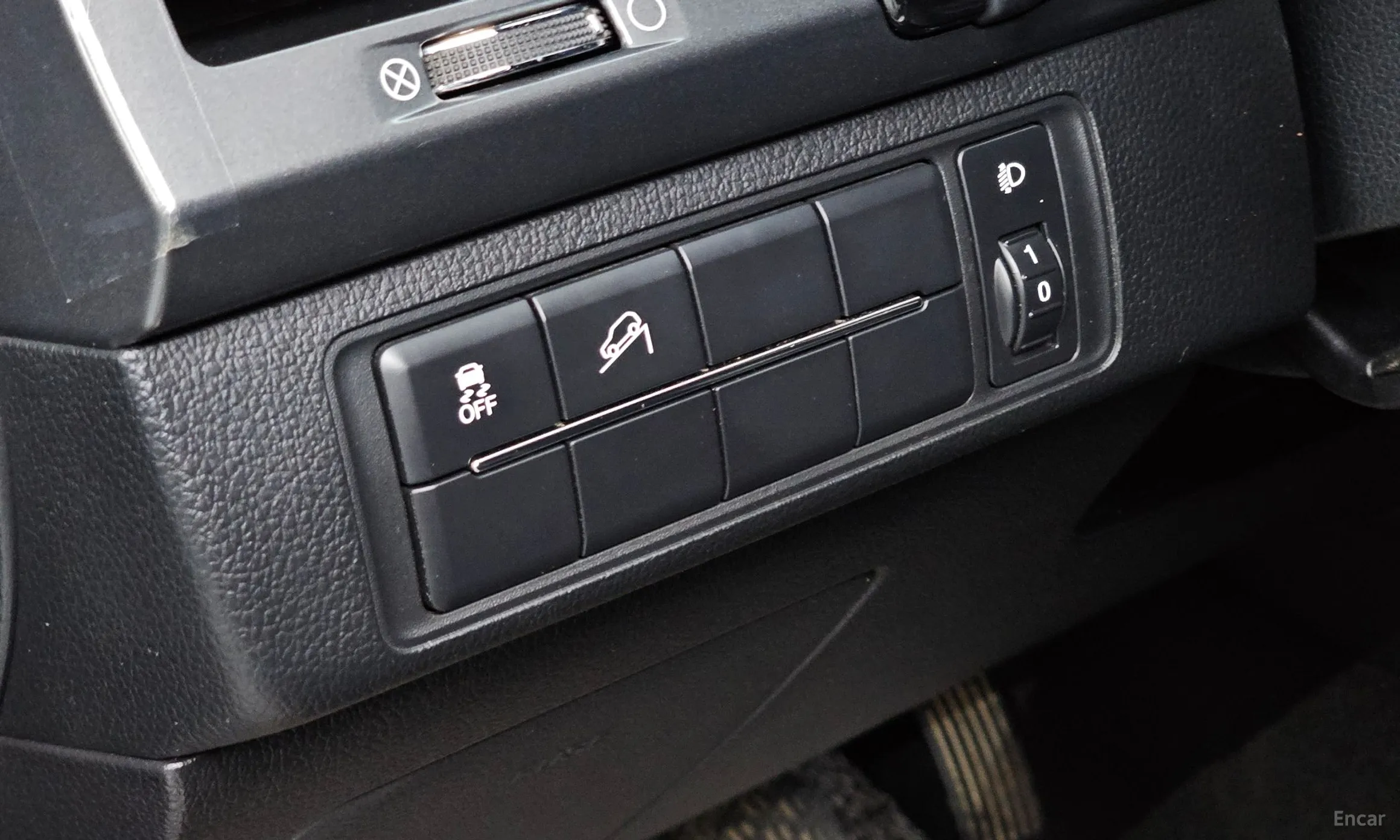 KG Mobility (SsangYong) Rexton Sports превью 19