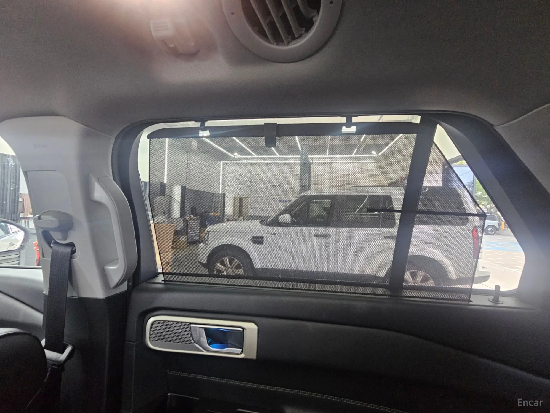 Ford Explorer 6th Generation превью 19