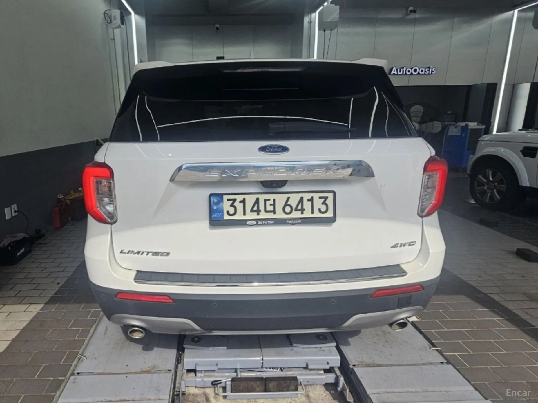 Ford Explorer 6th Generation превью 4