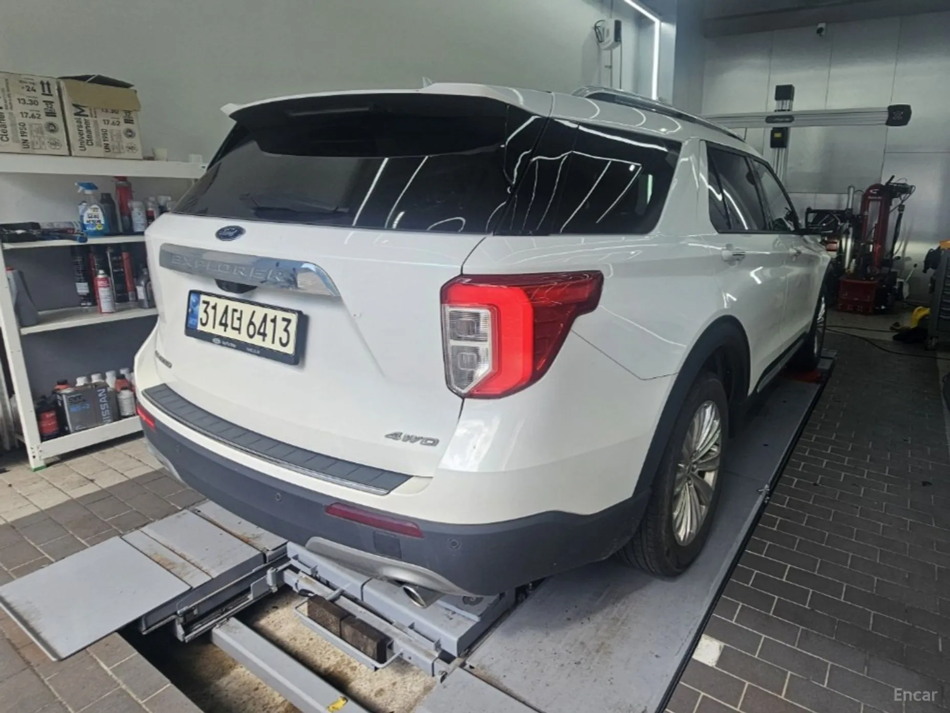 Ford Explorer 6th Generation превью 6