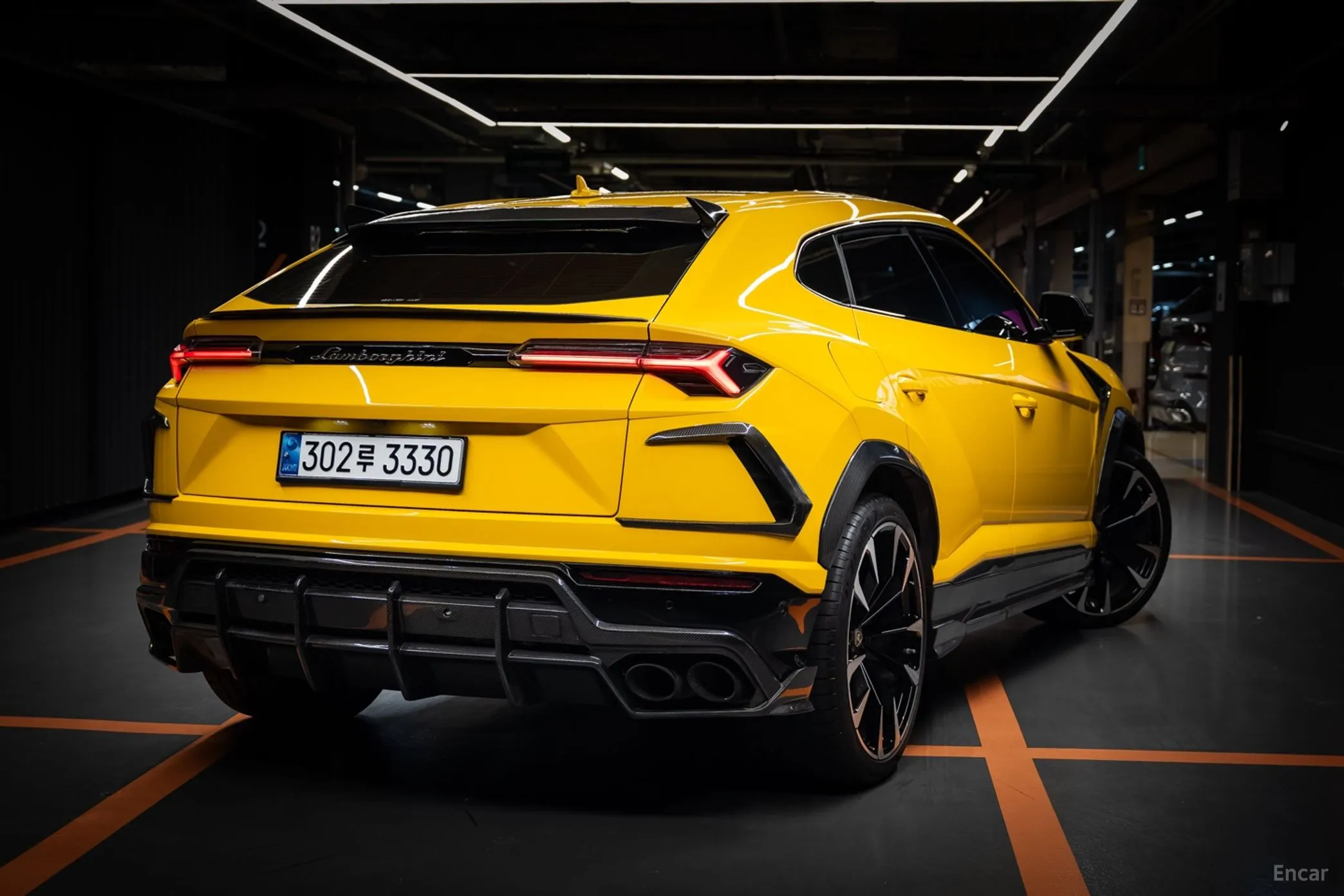 Lamborghini Urus превью 4