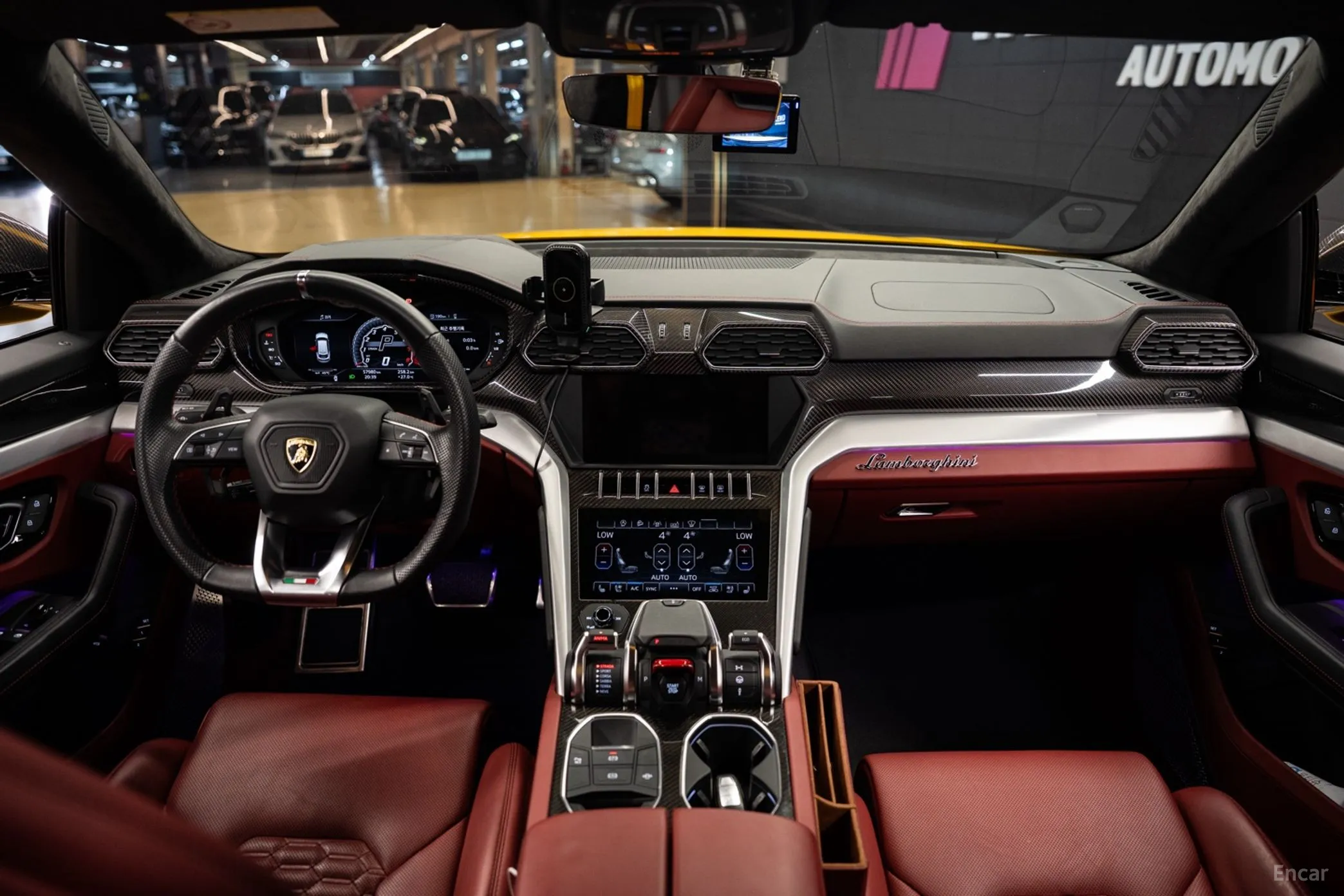 Lamborghini Urus превью 5