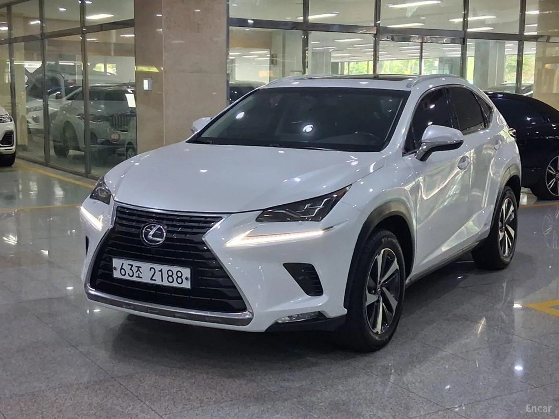 Lexus NX300h