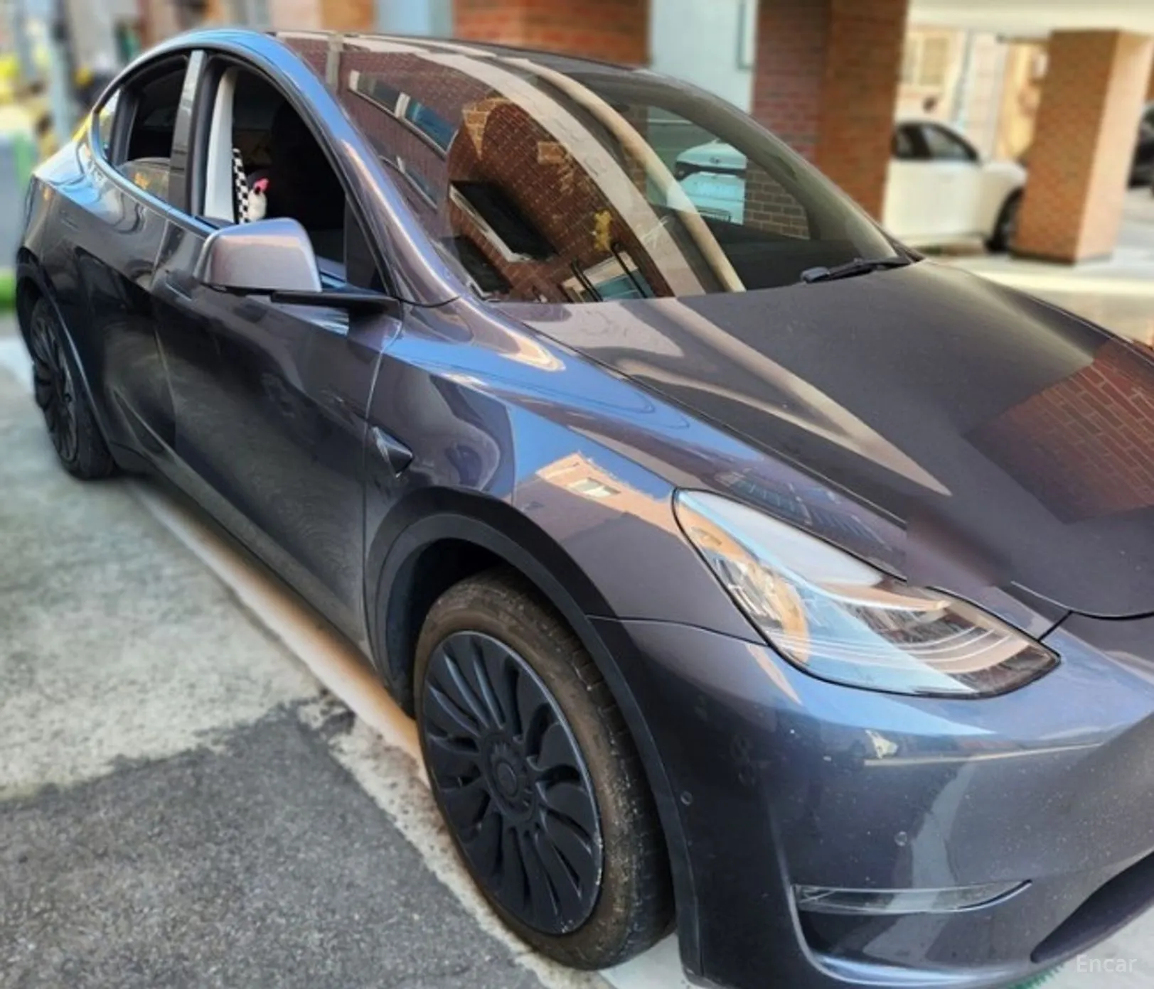 Tesla Model Y превью 3