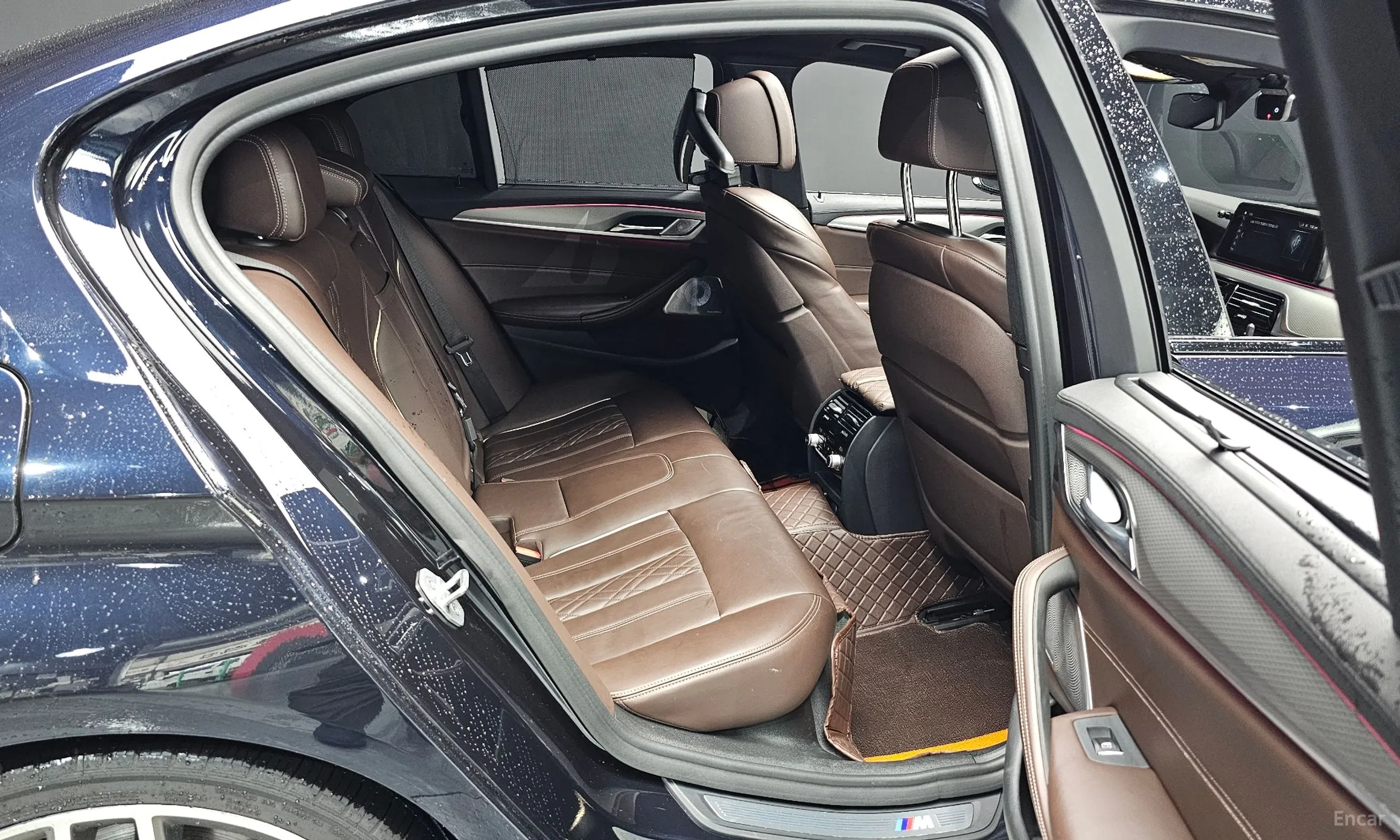 BMW 5 Series (G30) превью 11