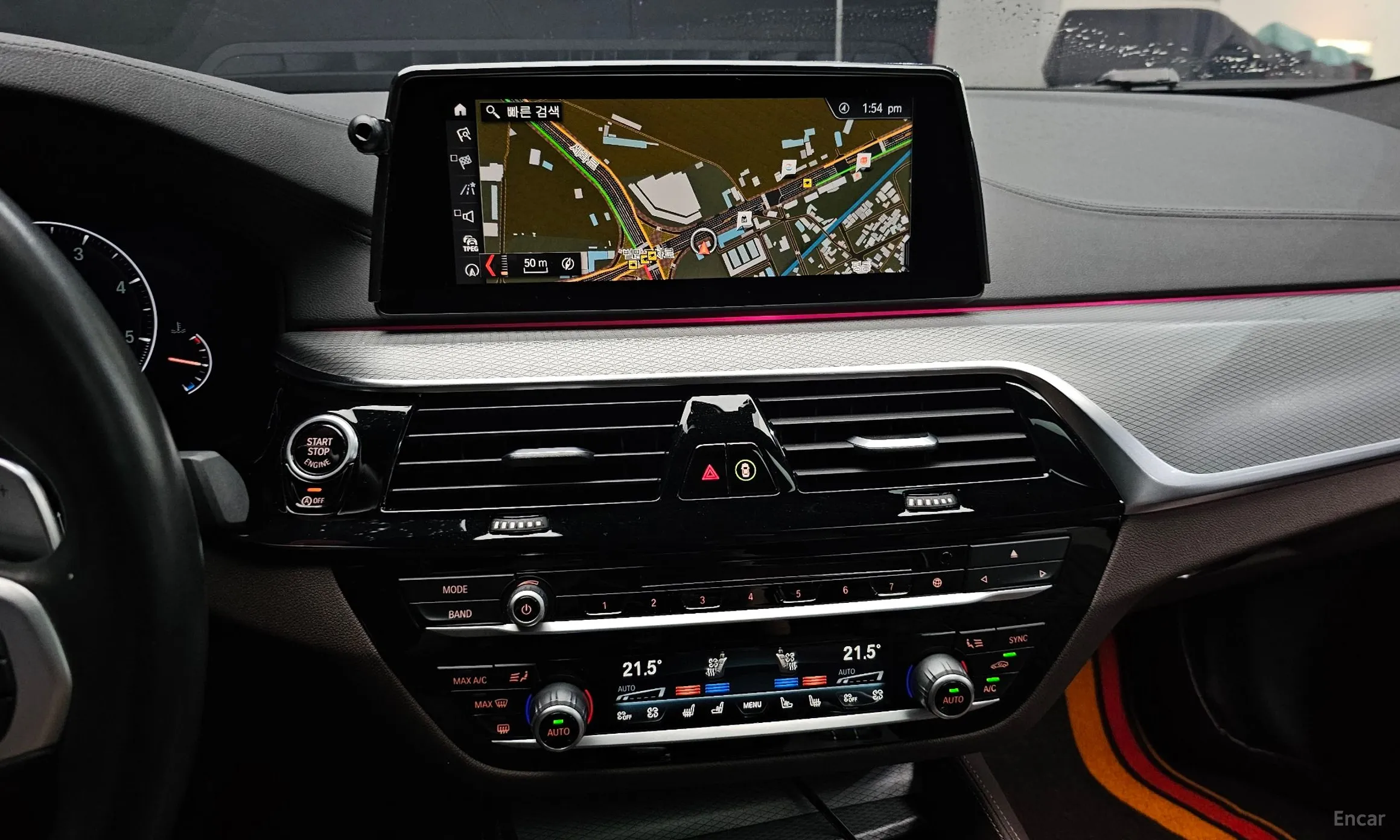 BMW 5 Series (G30) превью 13