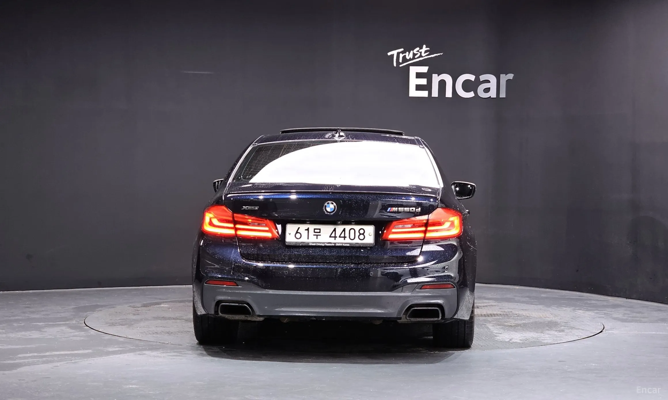 BMW 5 Series (G30) превью 4