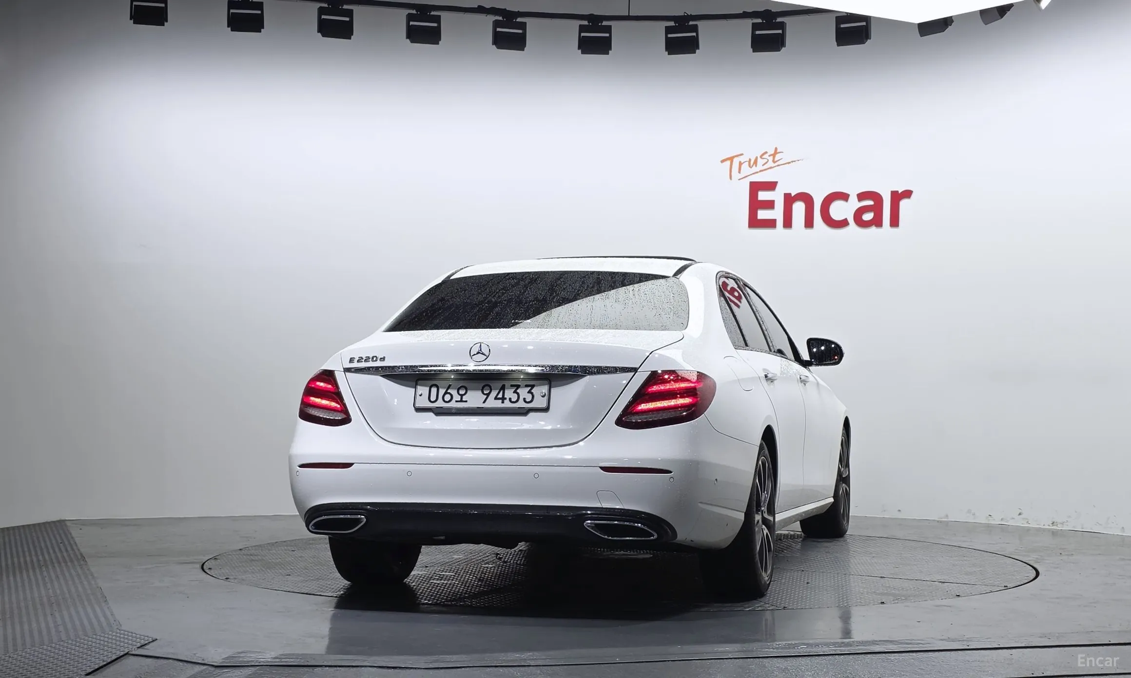 Mercedes Benz E-Class W213 превью 4
