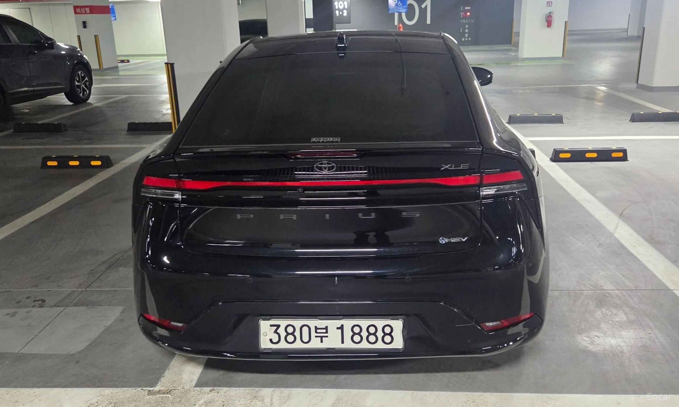 Toyota Prius 5th Generation превью 4