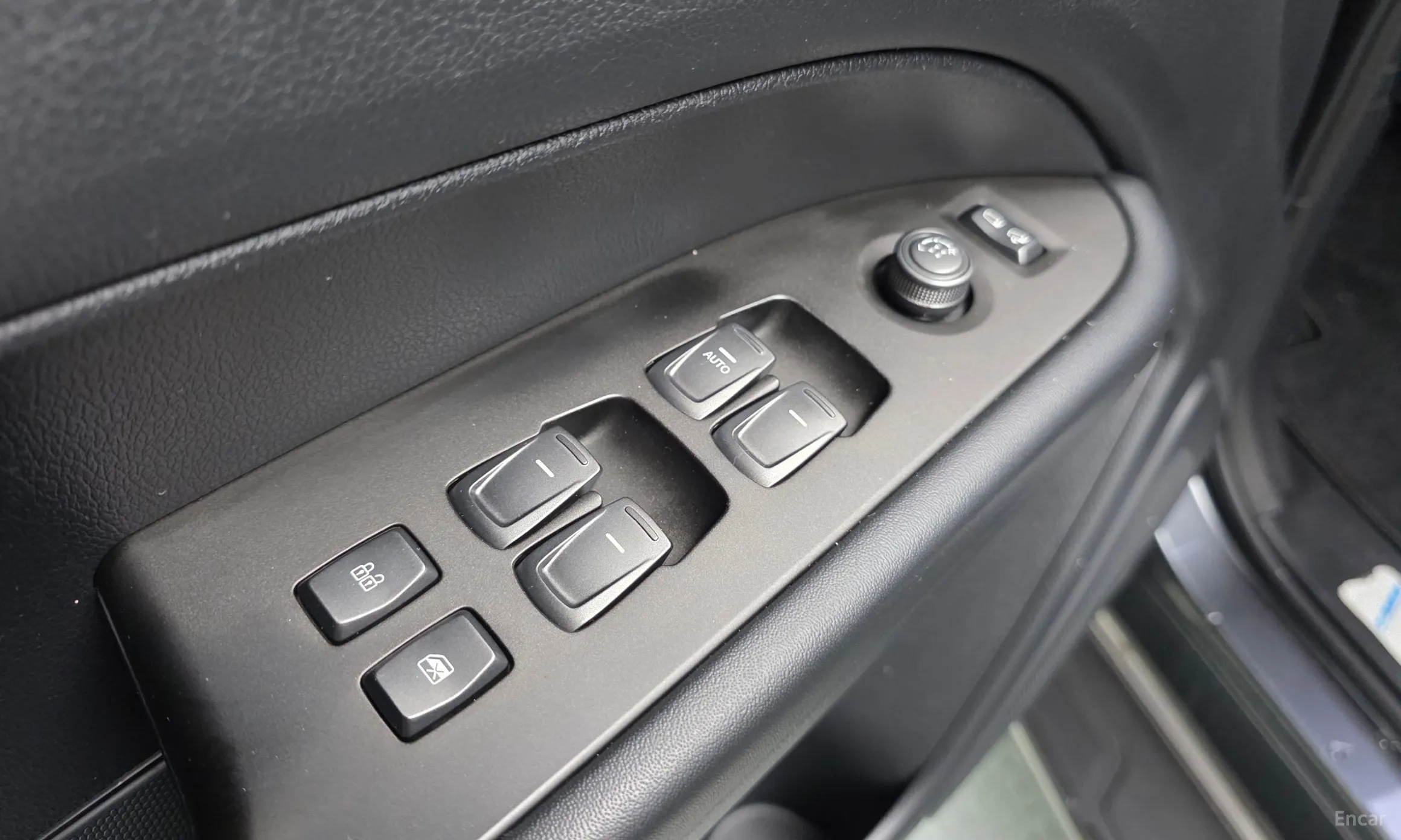 KG Mobility (SsangYong) Rexton Sports превью 12