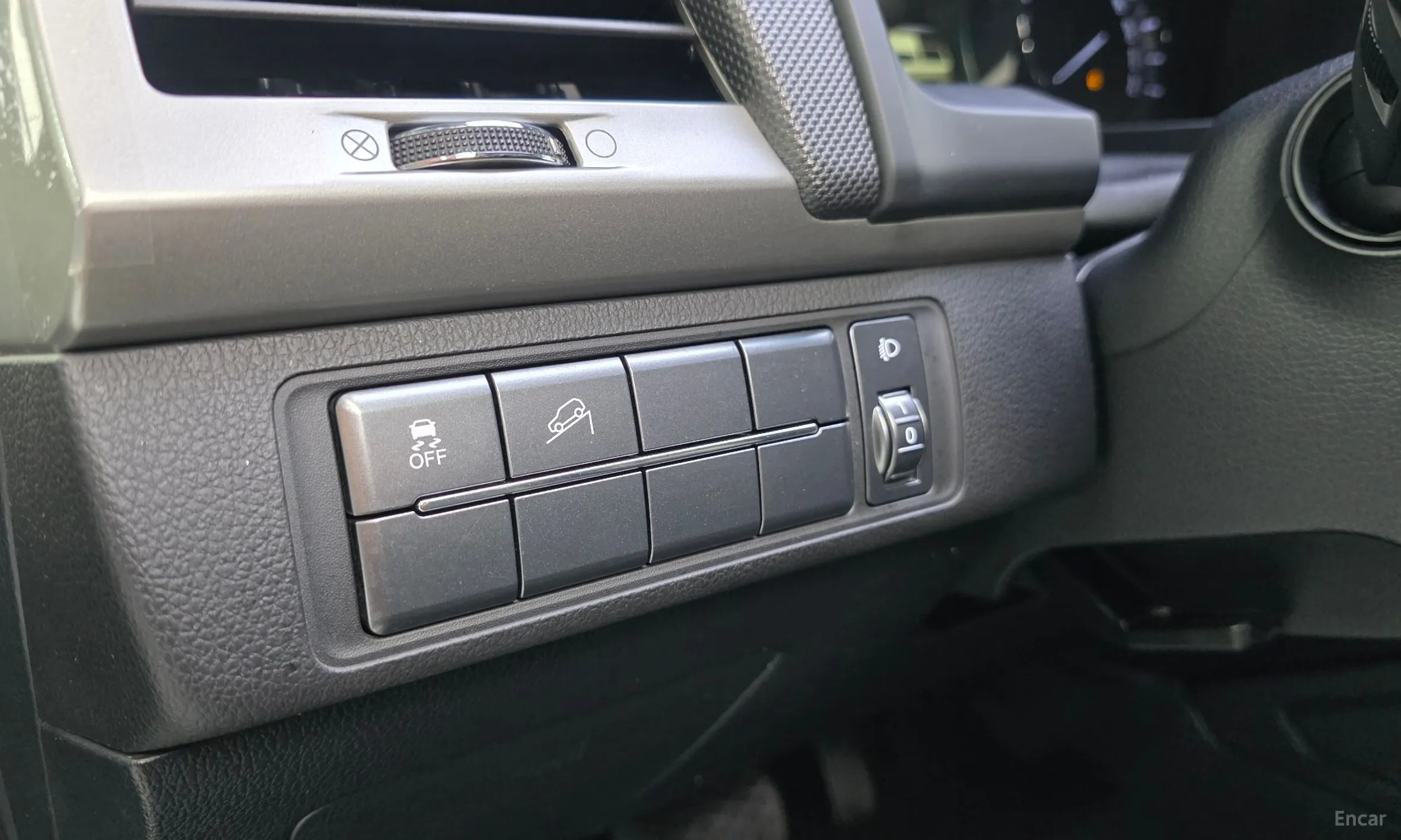 KG Mobility (SsangYong) Rexton Sports превью 13