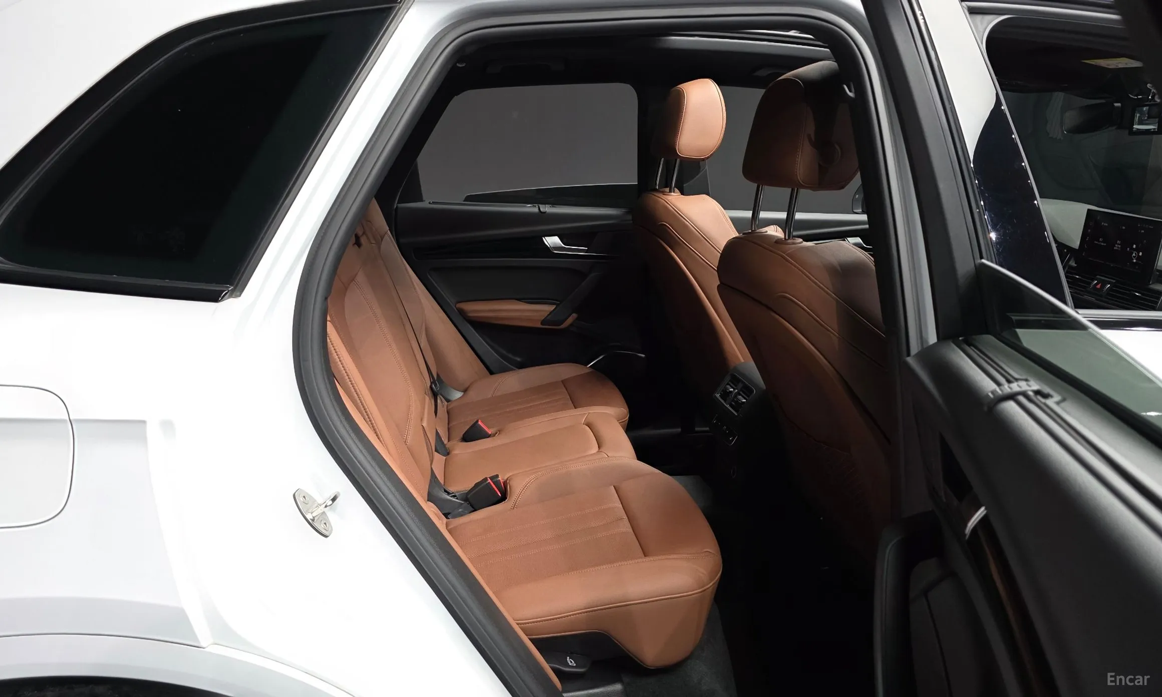 Audi Q5 (FY) превью 12