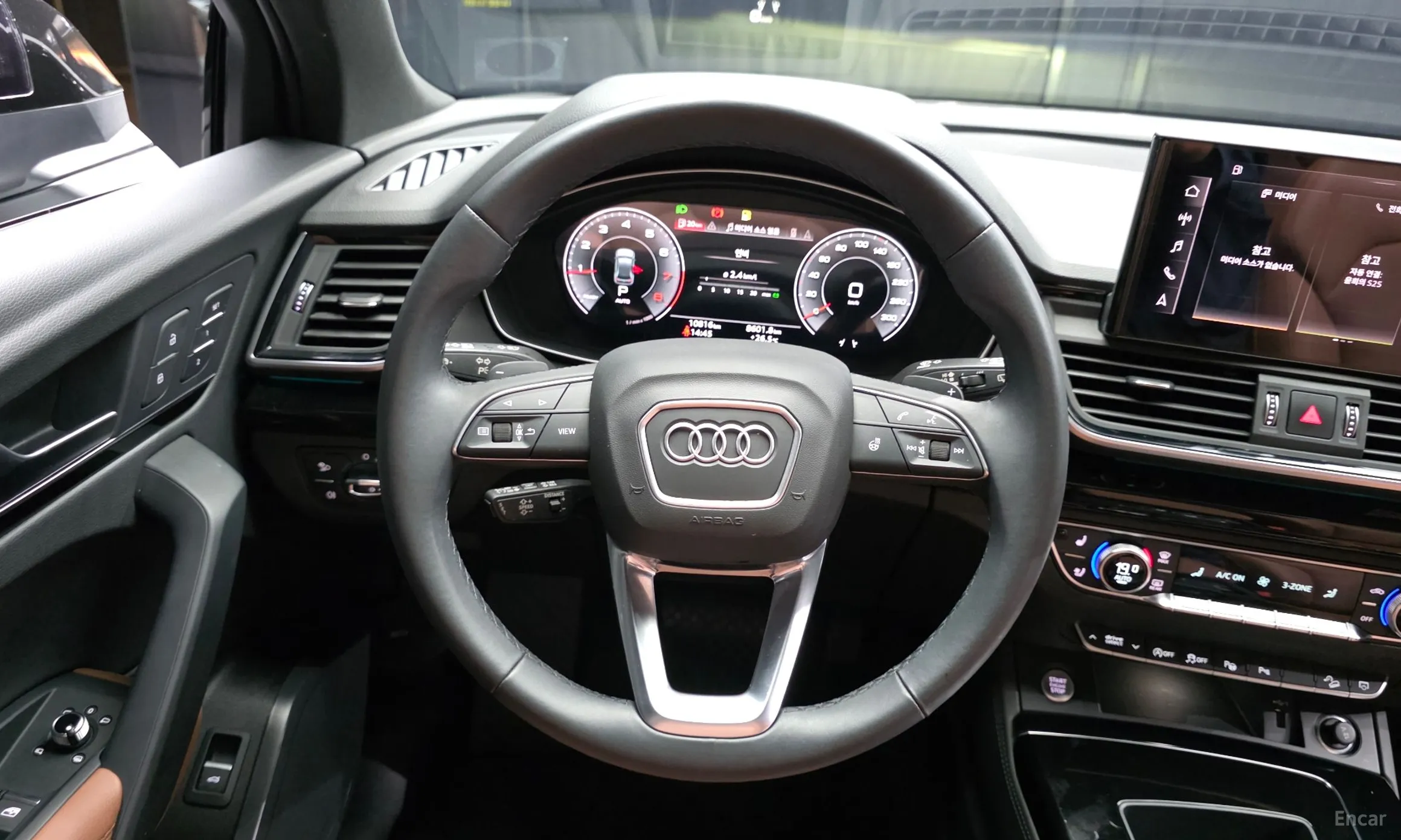Audi Q5 (FY) превью 13