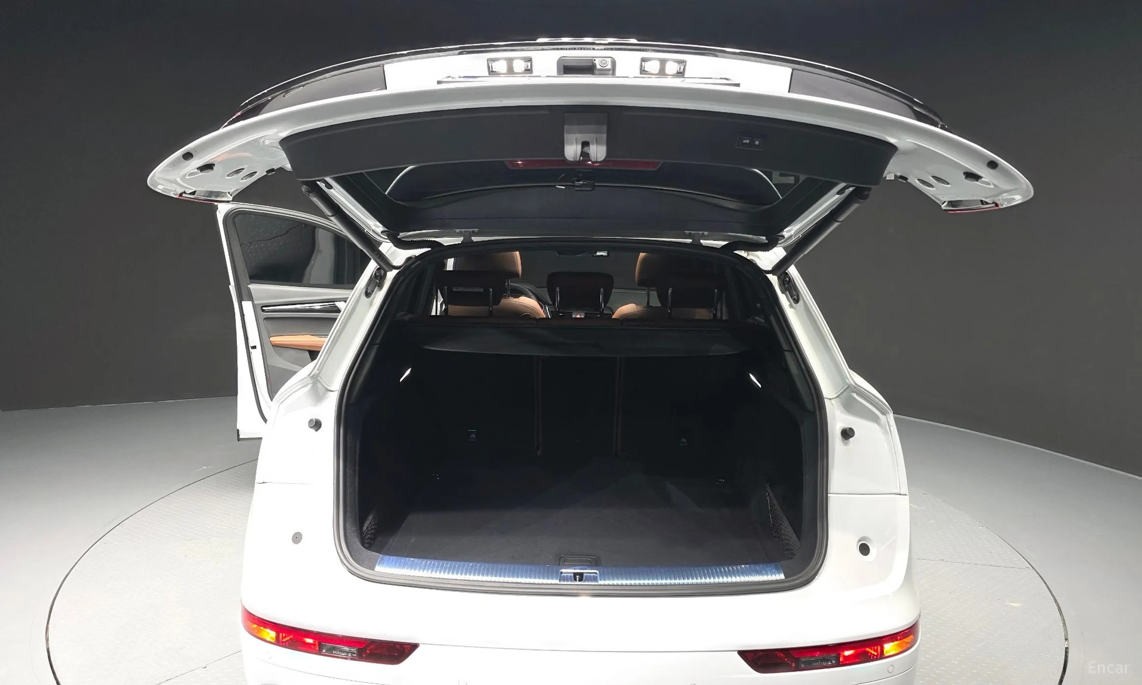 Audi Q5 (FY) превью 20