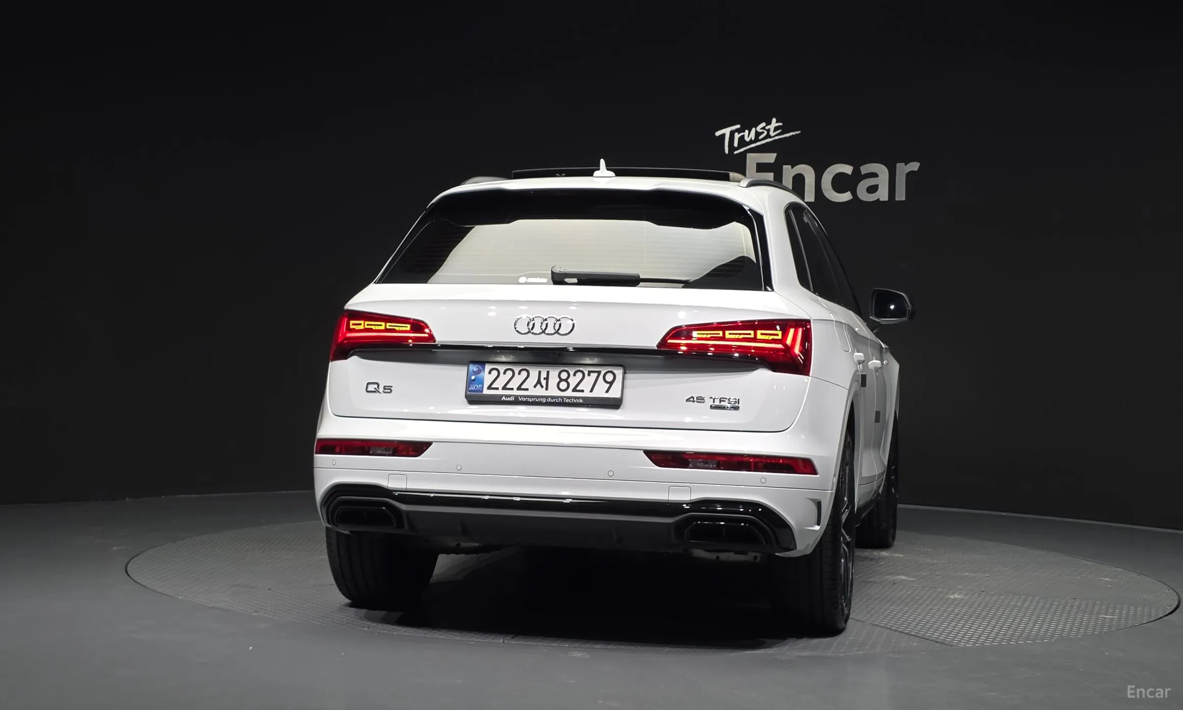 Audi Q5 (FY) превью 4