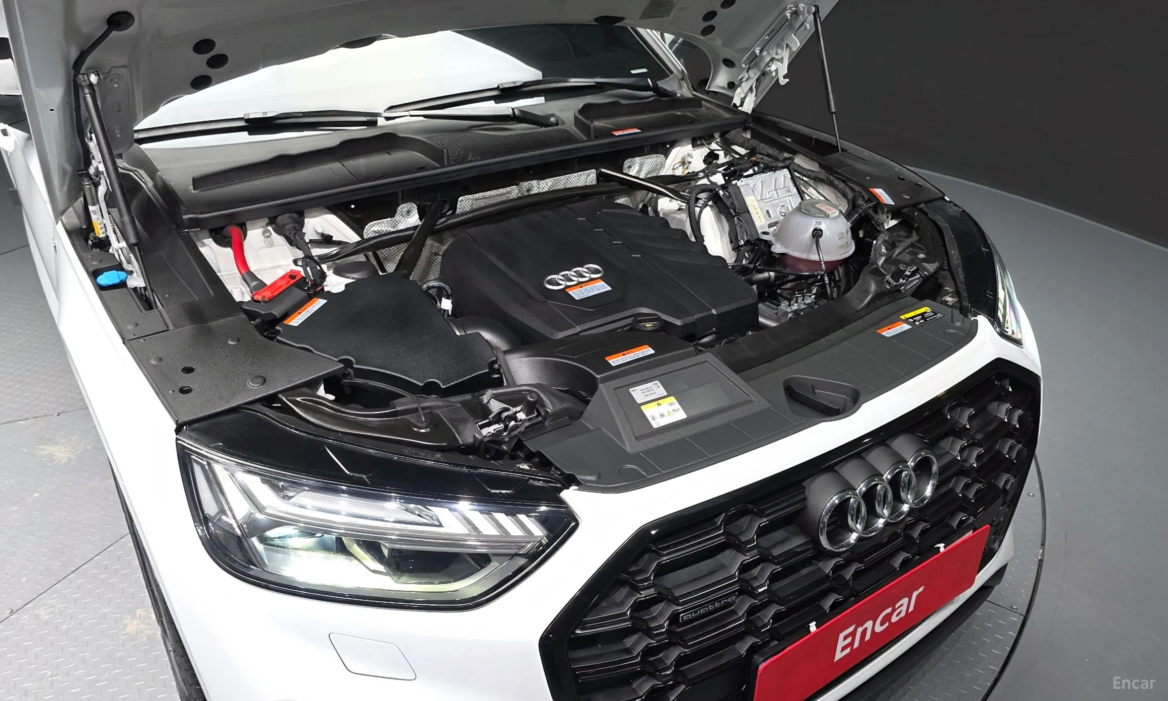 Audi Q5 (FY) превью 6