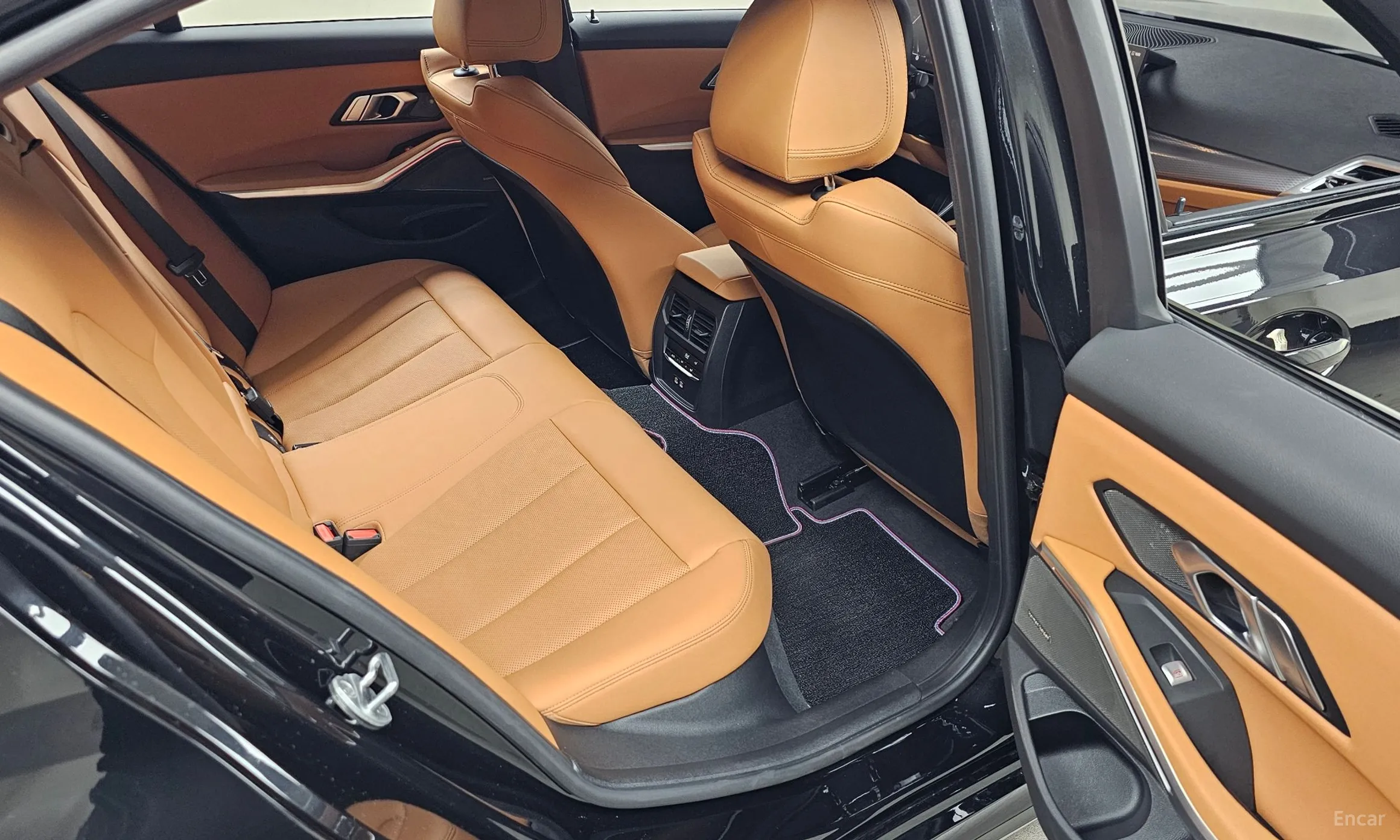 BMW 3 Series (G20) превью 12