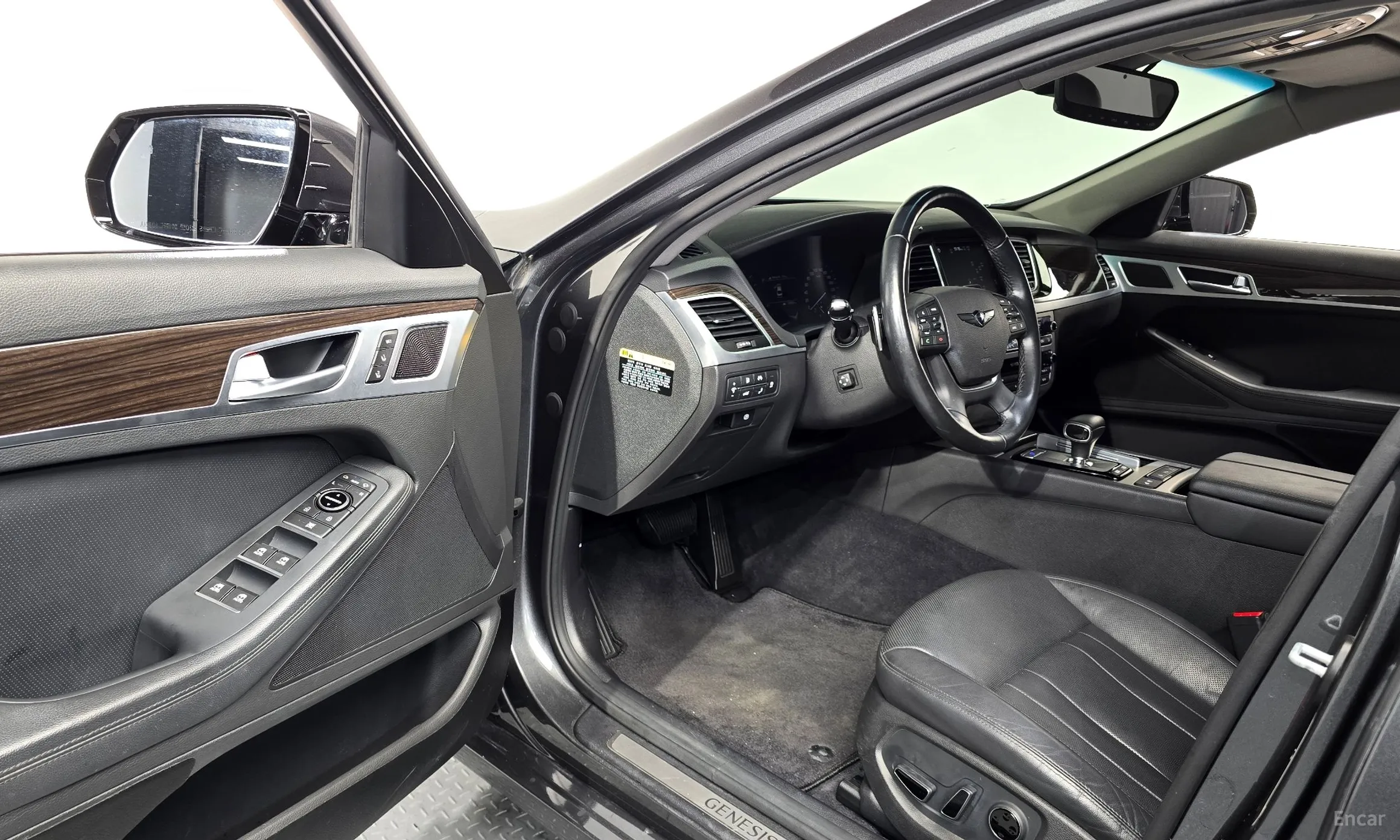 Genesis G80 превью 10