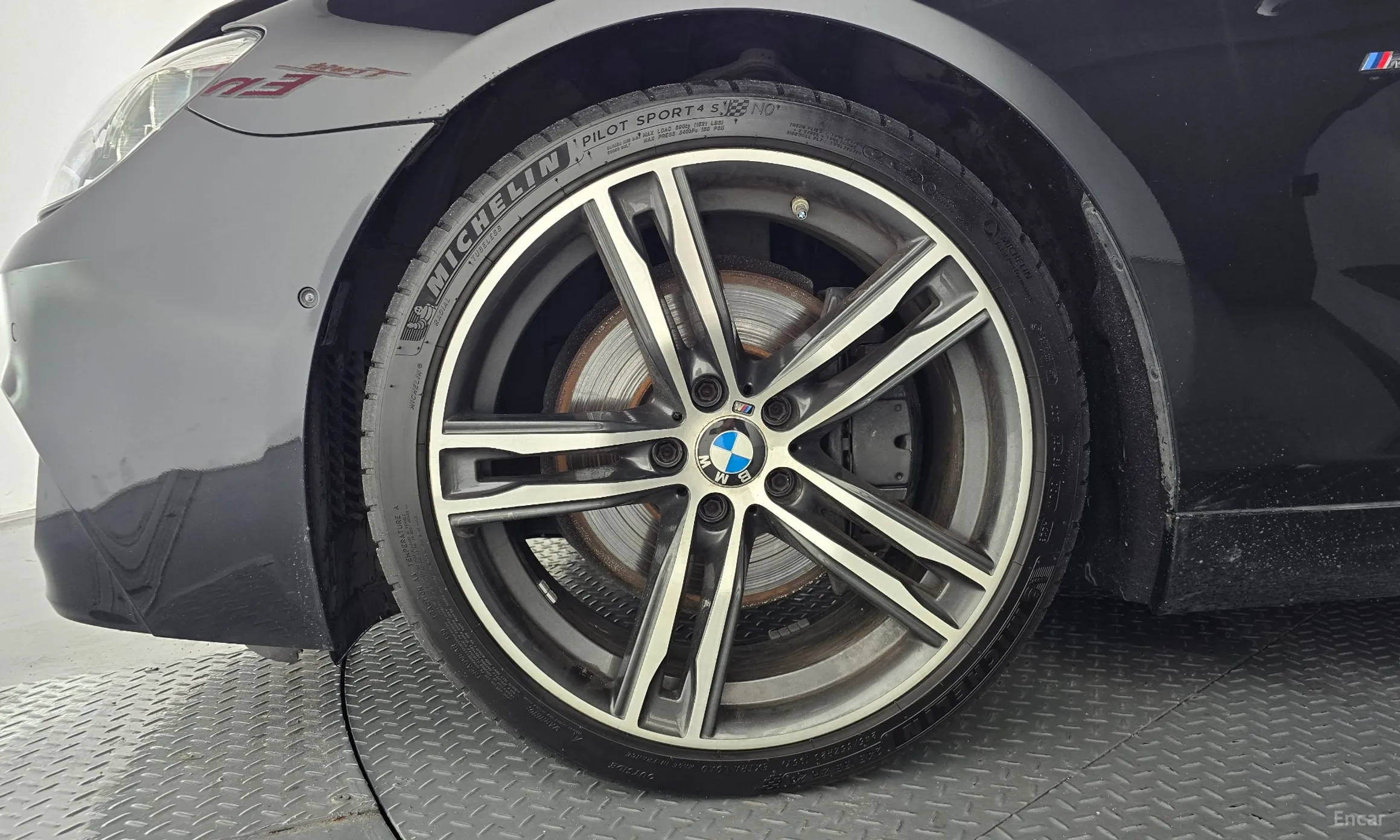 BMW 6 Series (F12) превью 5