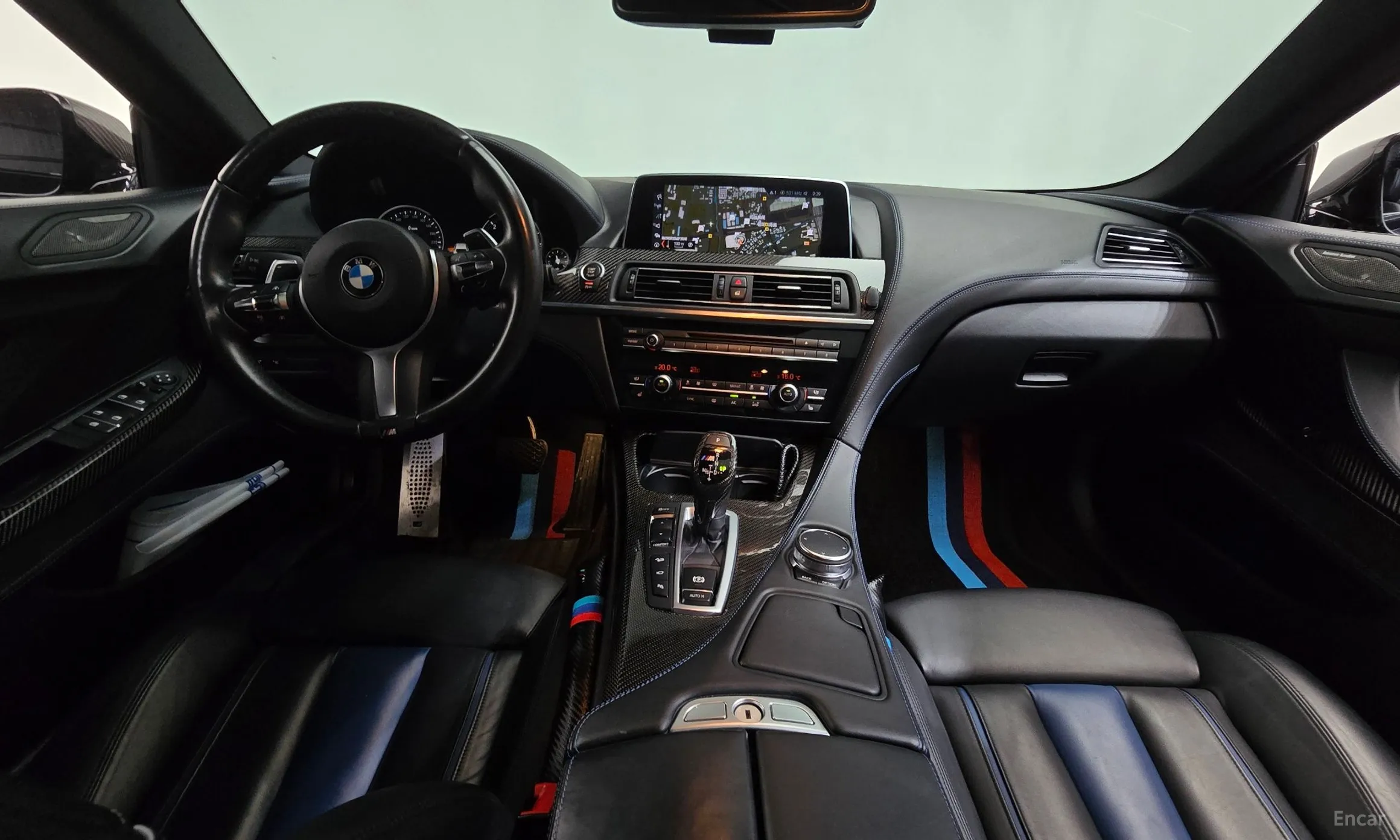BMW 6 Series (F12) превью 7