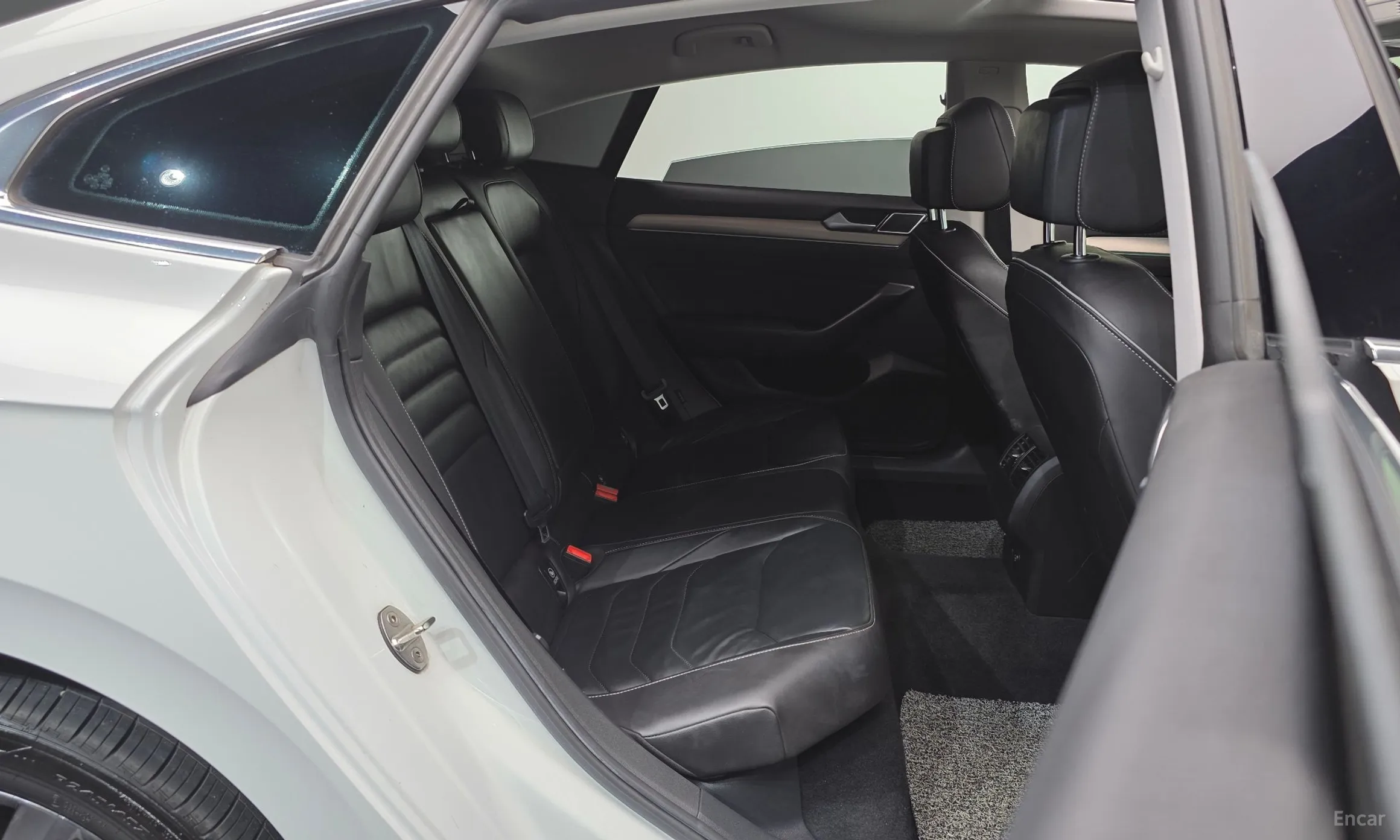 Volkswagen Ateon превью 11