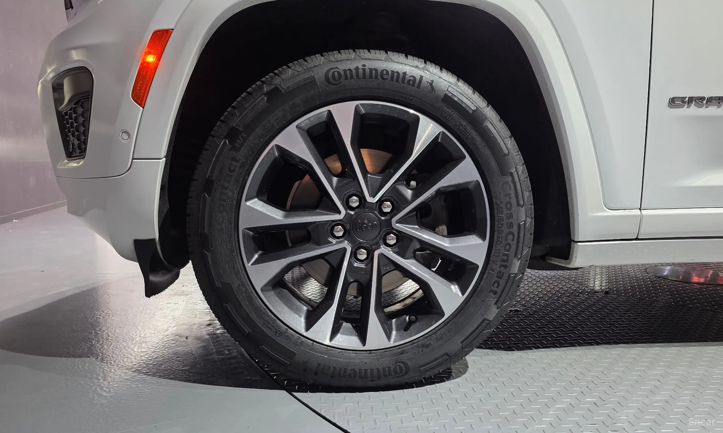 Jeep Grand Cherokee (WL) превью 5