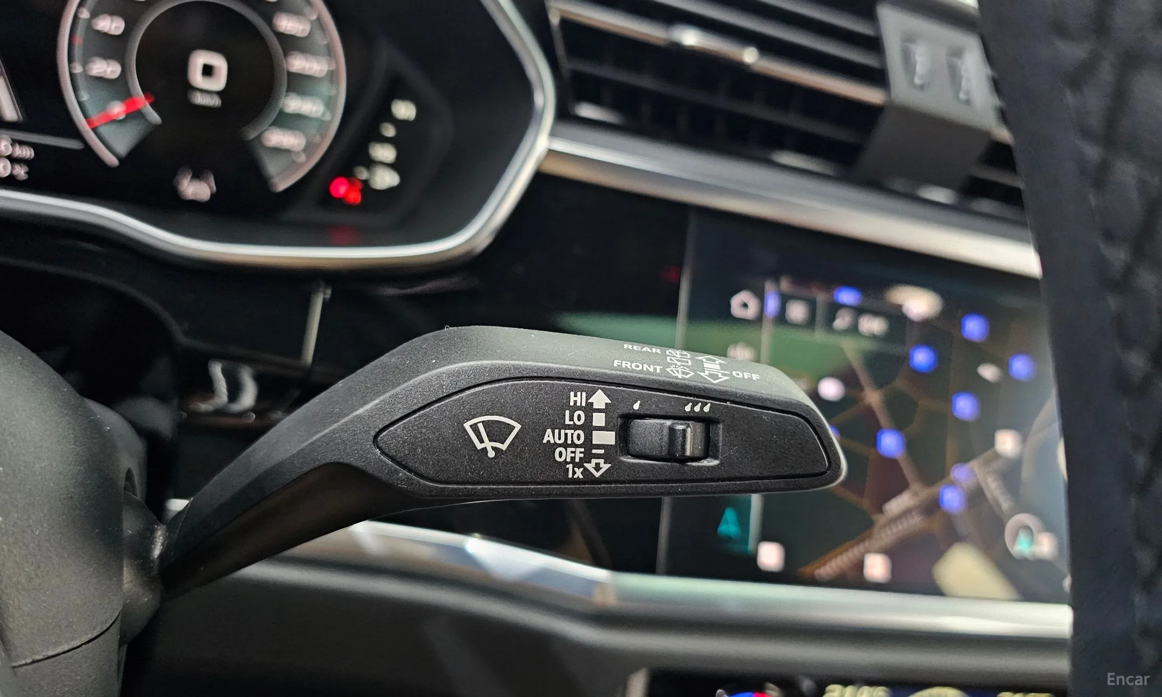 Audi Q3 (F3) превью 17
