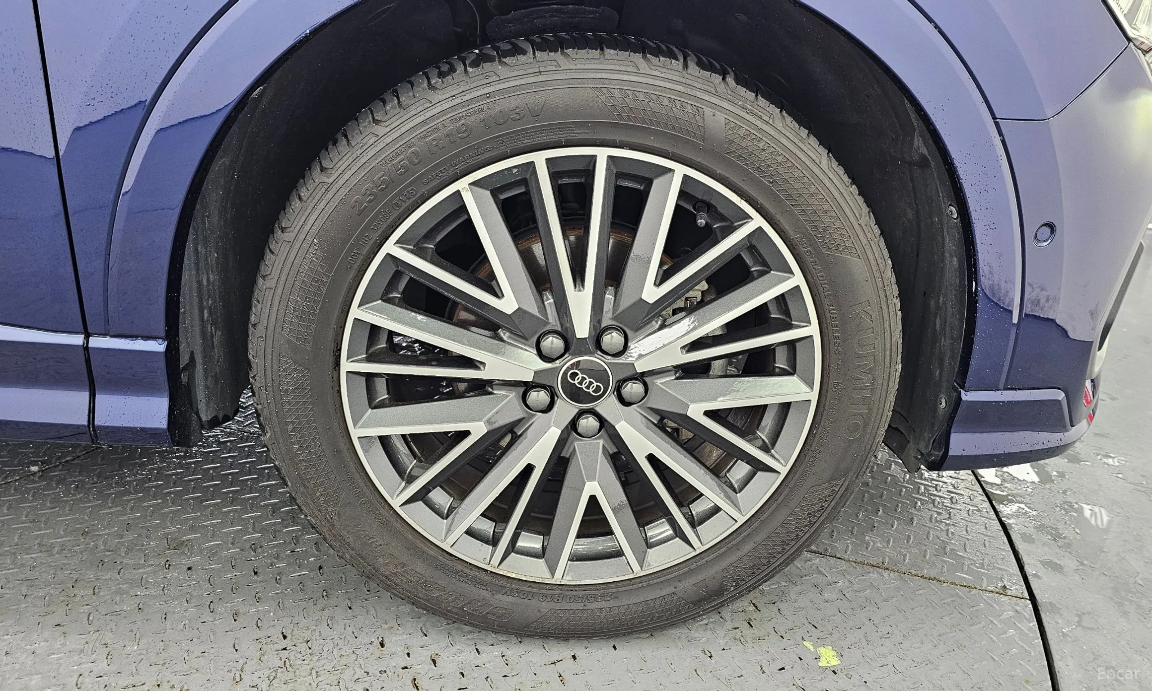 Audi Q3 (F3) превью 5