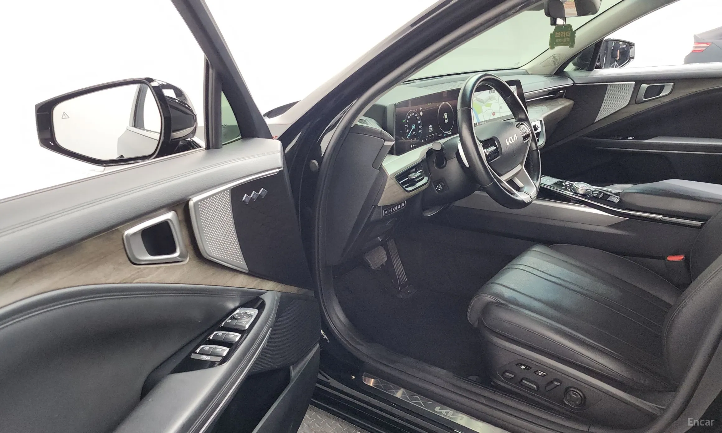Kia K8 Hybrid превью 10